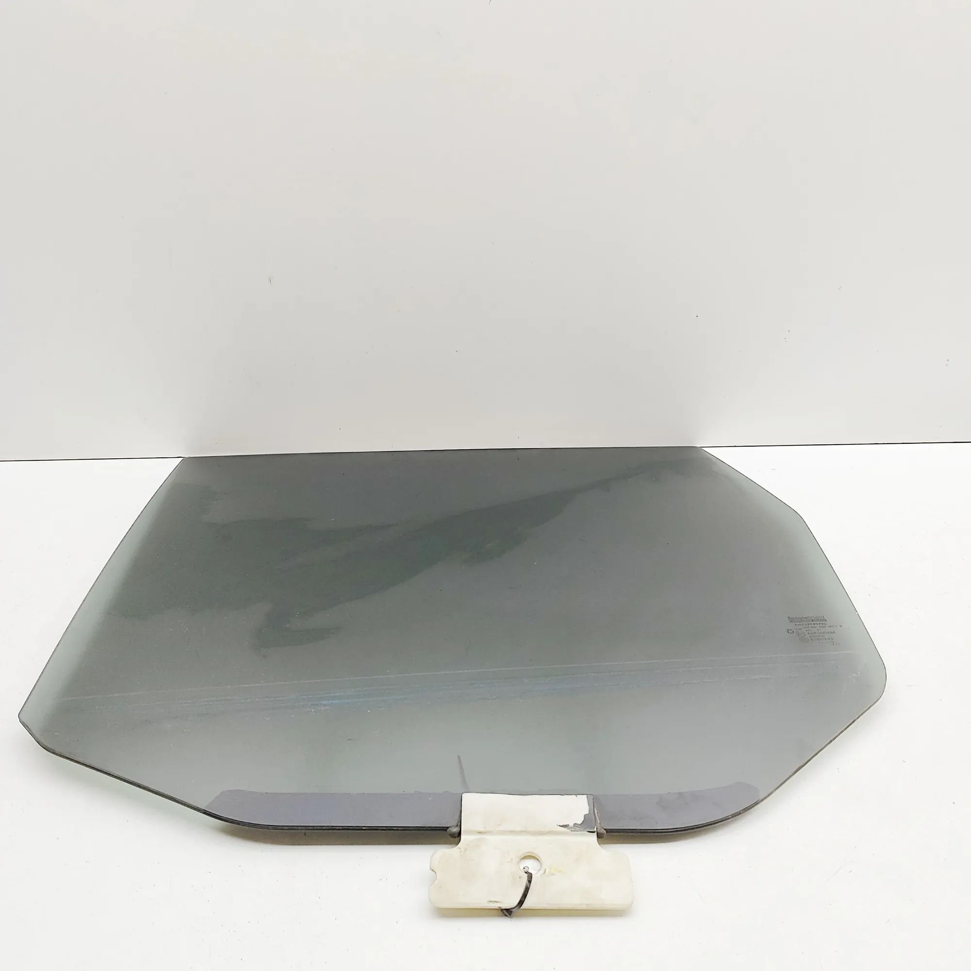 Jeep Grand Cherokee (WK) Rear Left Door Window