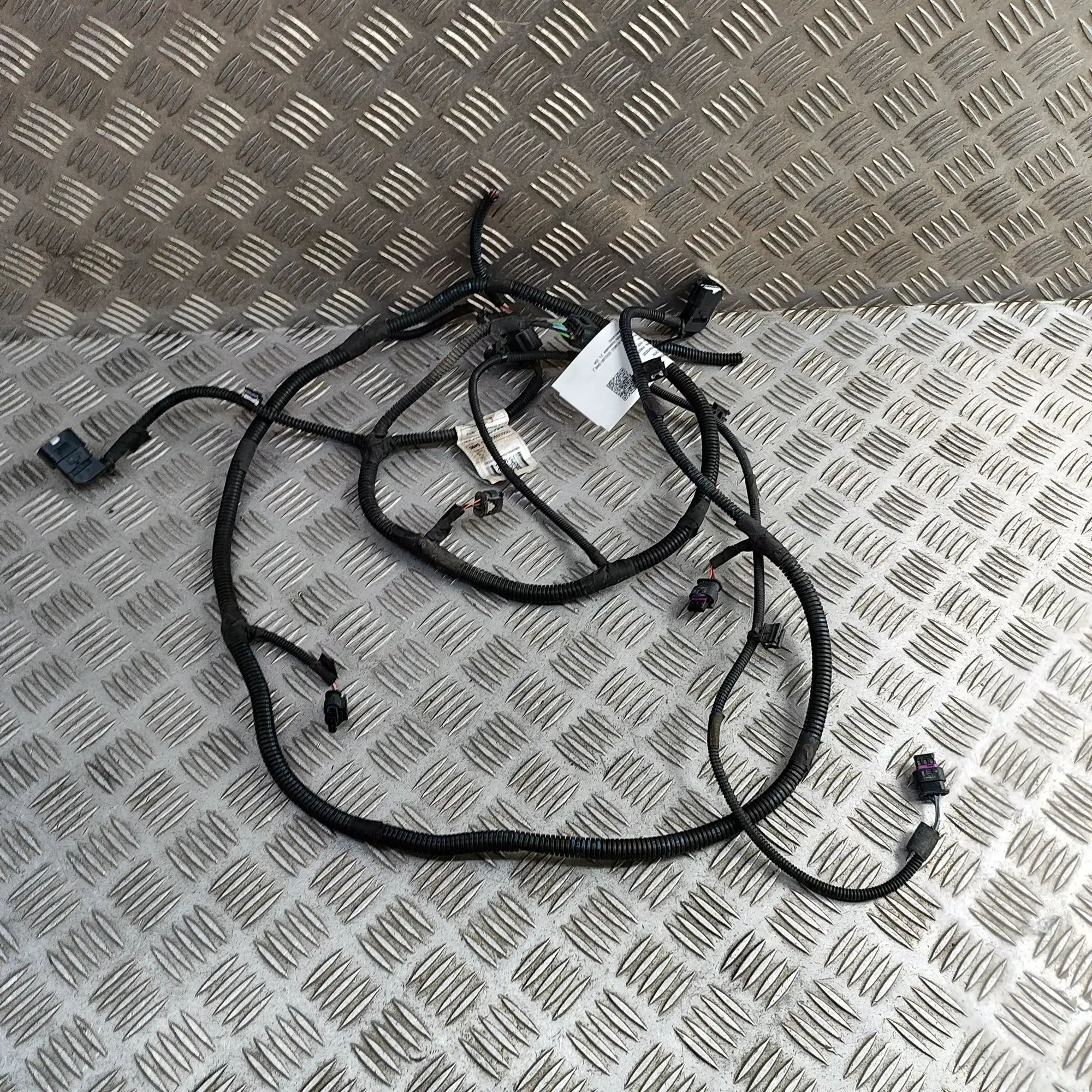 Alfa-Romeo Stelvio Rear Parking Sensor Wiring Loom Rear Parking Sensor Wiring Loom — ALFA ROMEO ST...