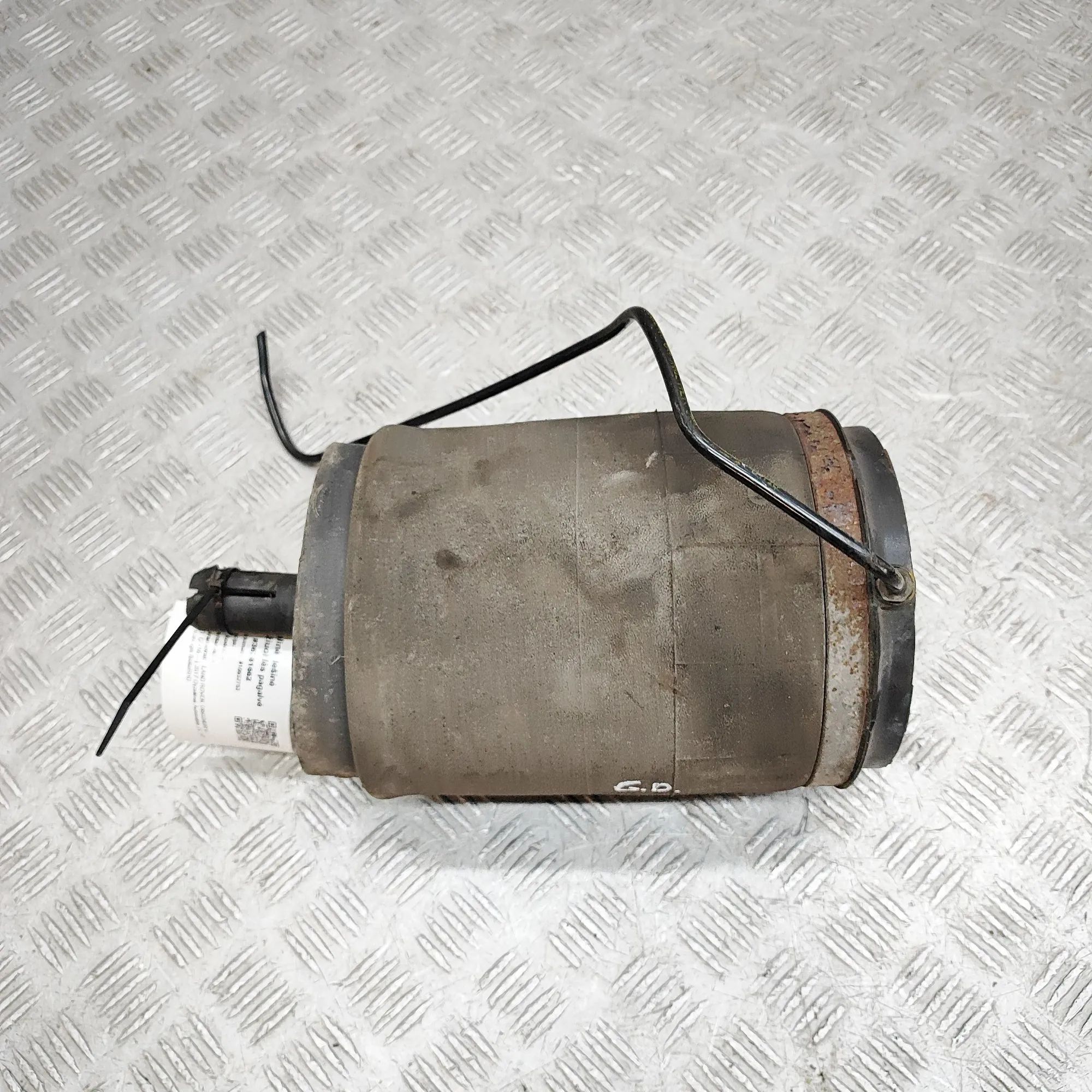 Land Rover Discovery Rear Right Air Suspension Spring Bag Rear Right Air Suspension Spring Bag — LAND ROV...