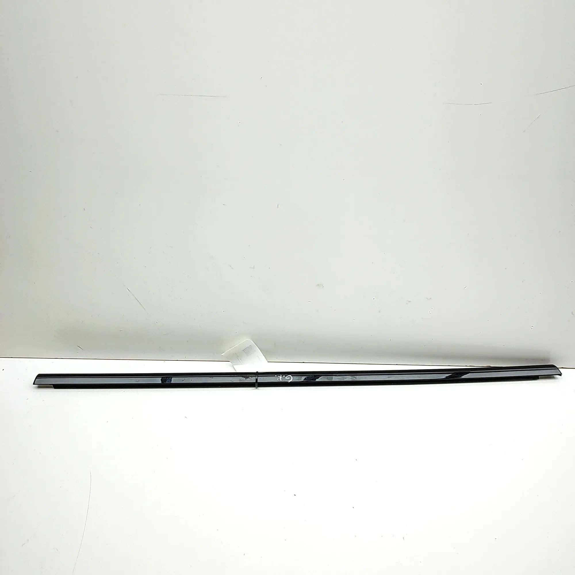 Porsche Cayenne Door window strip — rear left Door window strip — rear left — PORSCHE CAYENNE...