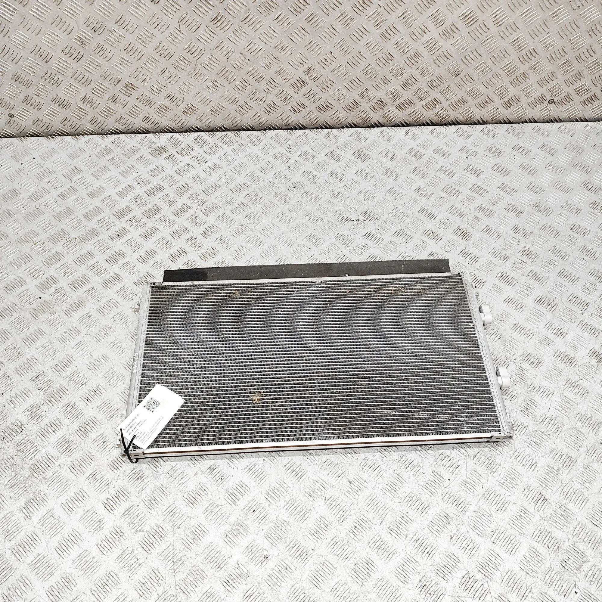 Nissan Leaf A/C Air Con Radiator A/C Air Con Radiator — NISSAN LEAF (ZE1) (2017-...