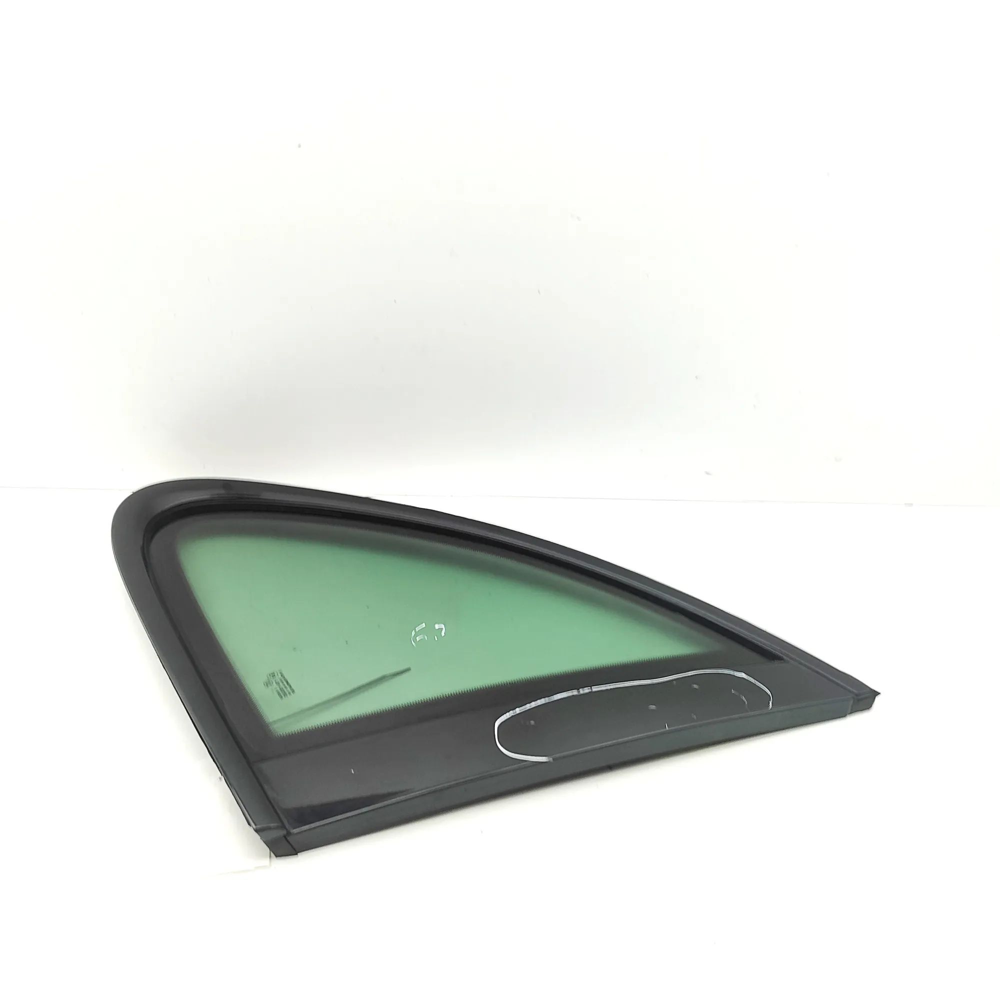 Porsche Cayenne Rear Right Quarter Window Rear Right Quarter Window — PORSCHE CAYENNE (92...