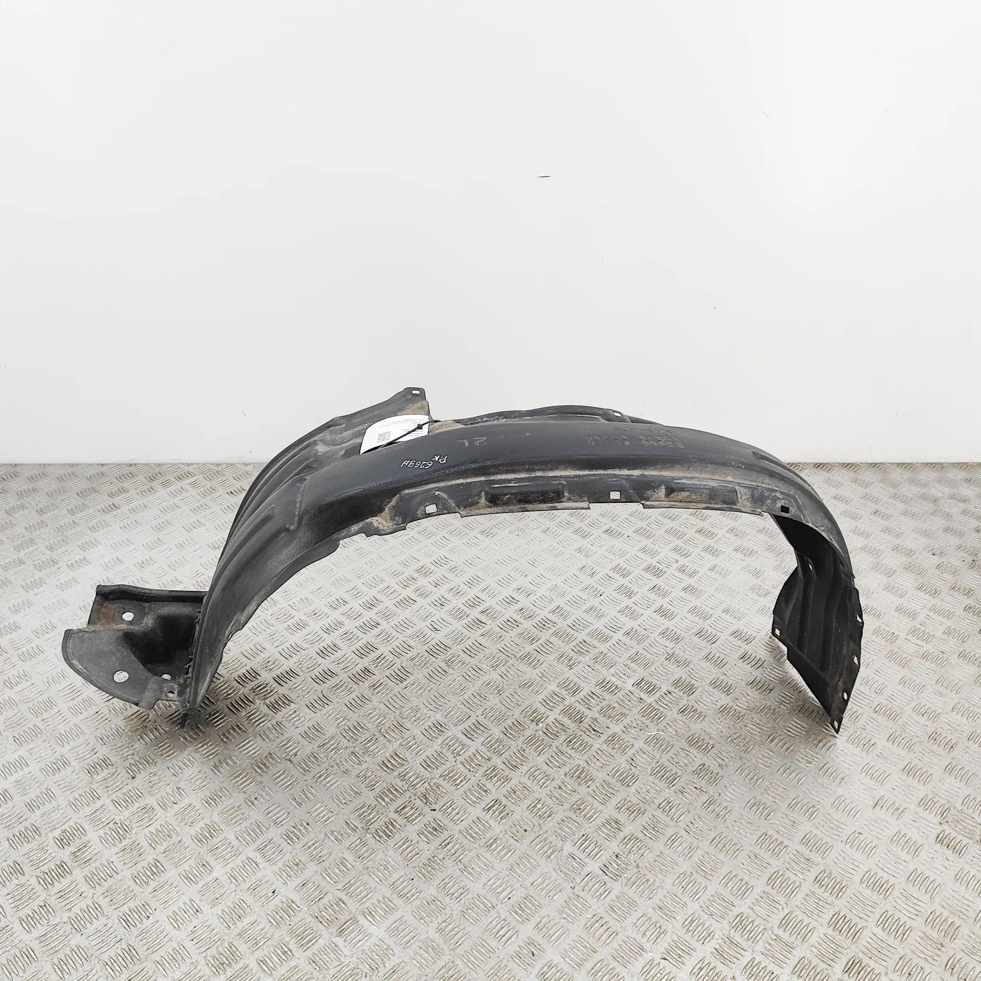 Toyota Land Cruiser 150 Front Left Arch Liner Front Left Arch Liner — TOYOTA LAND CRUISER (_J...