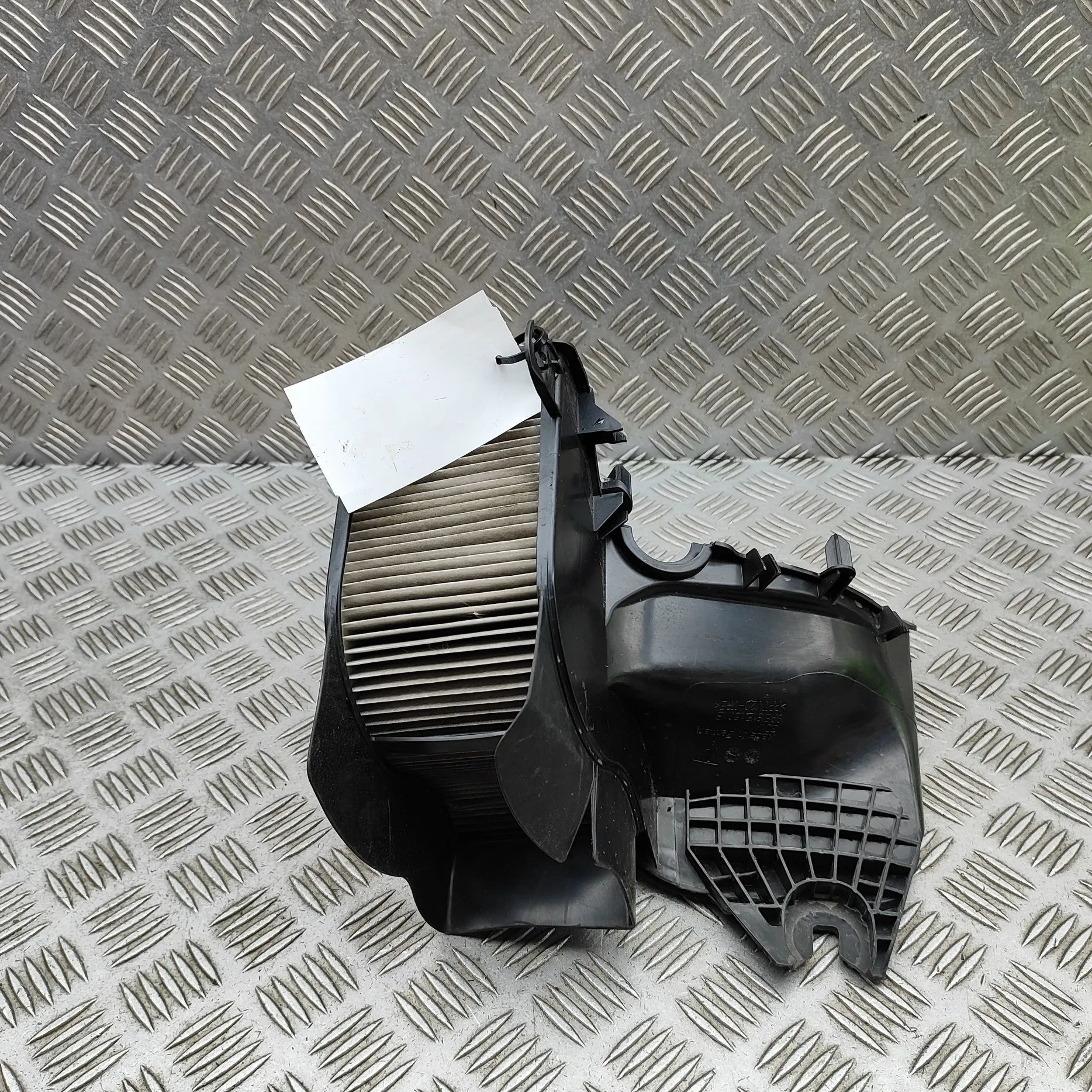 Porsche 911 (992) Air filter box  Air Filter Box — PORSCHE 911 (992) (2019-...) —...