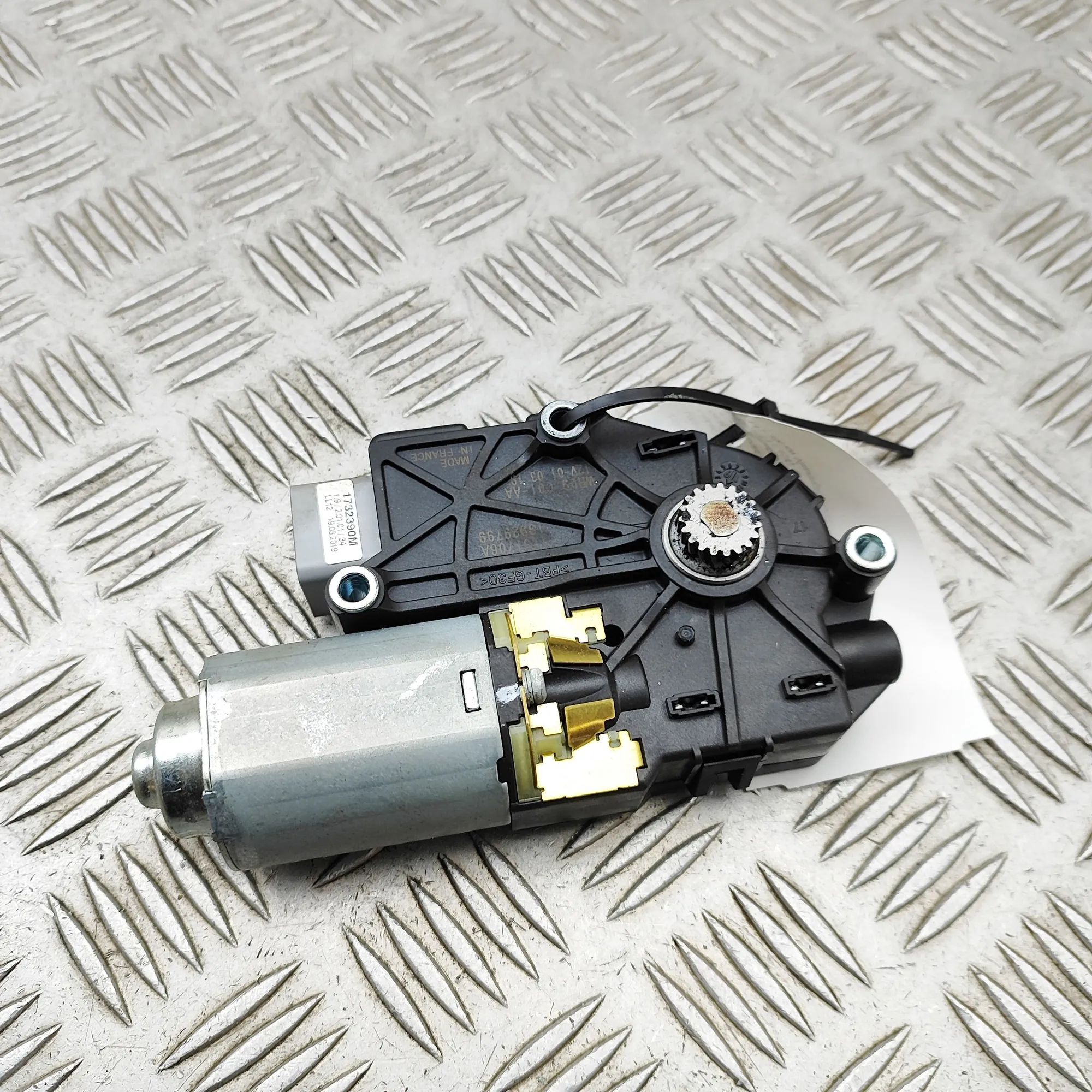 Land Rover Range Rover Sport (L494) Sunroof Motor Sunroof Motor — LAND ROVER RANGE ROVER SPORT (I...
