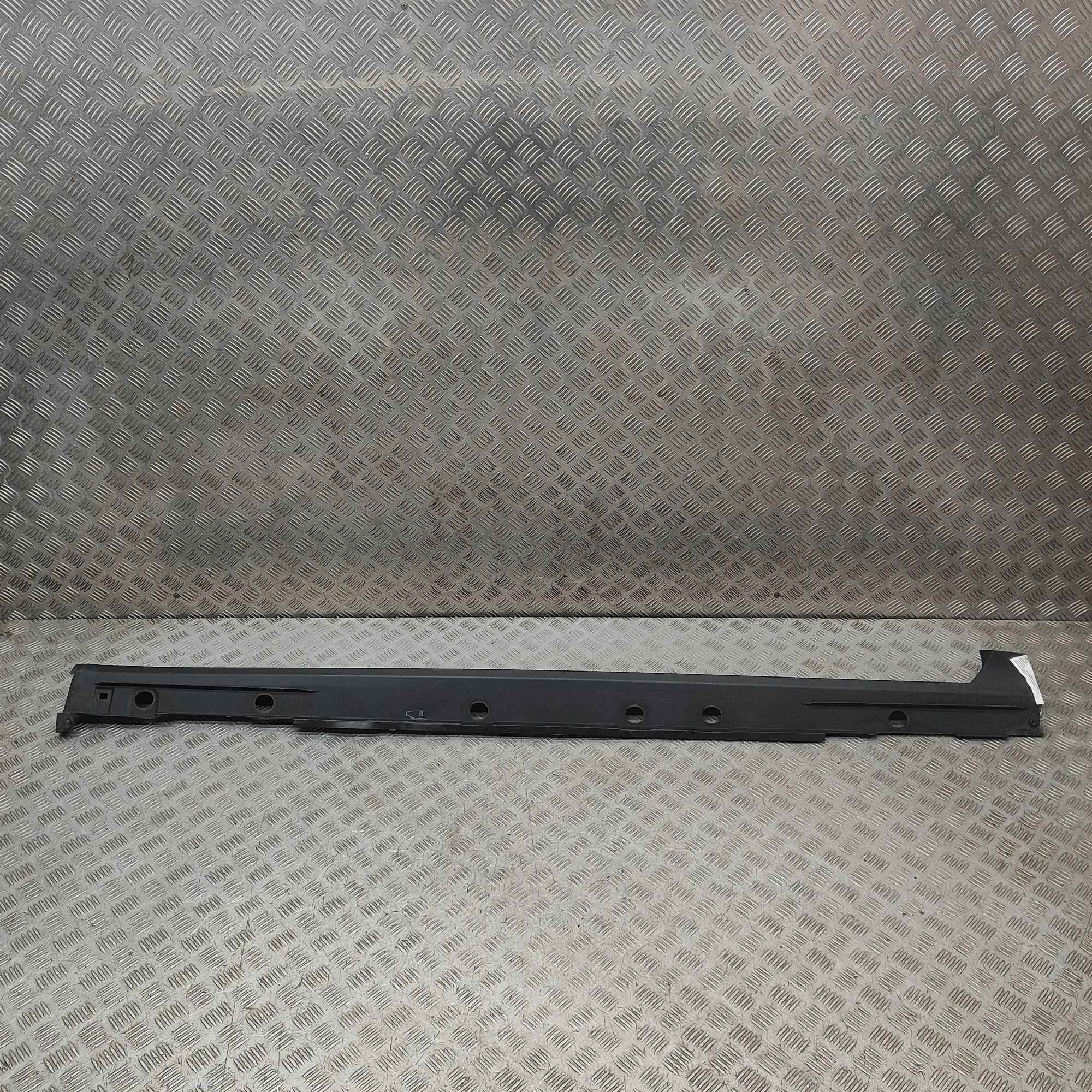 Toyota Yaris Right Side Plastic Sideskirt Cover Right Side Plastic Sideskirt Cover — TOYOTA YAR...