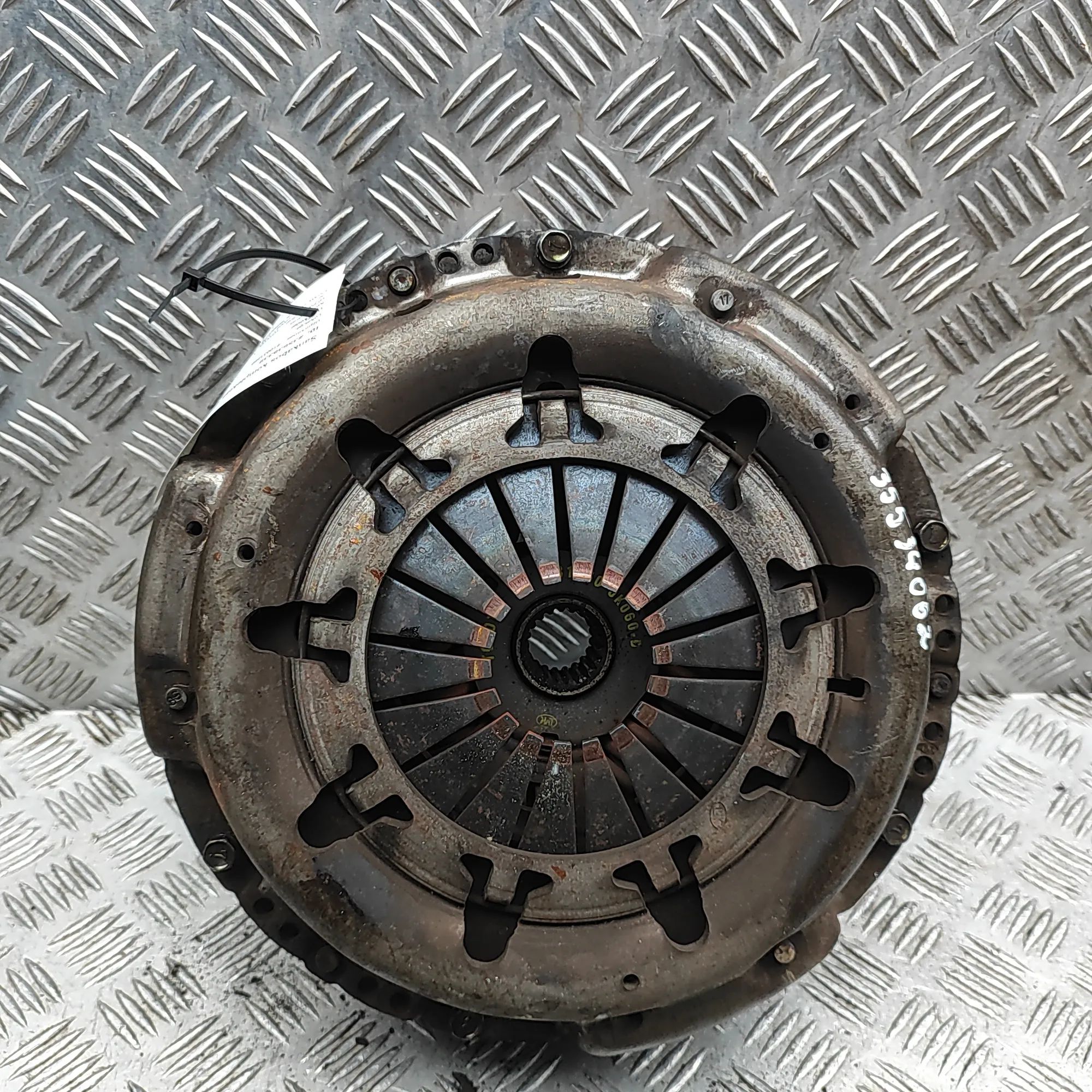 Toyota Hilux комплект сцепления Clutch kit — TOYOTA HILUX (VII Pick-up _N1_, _N...