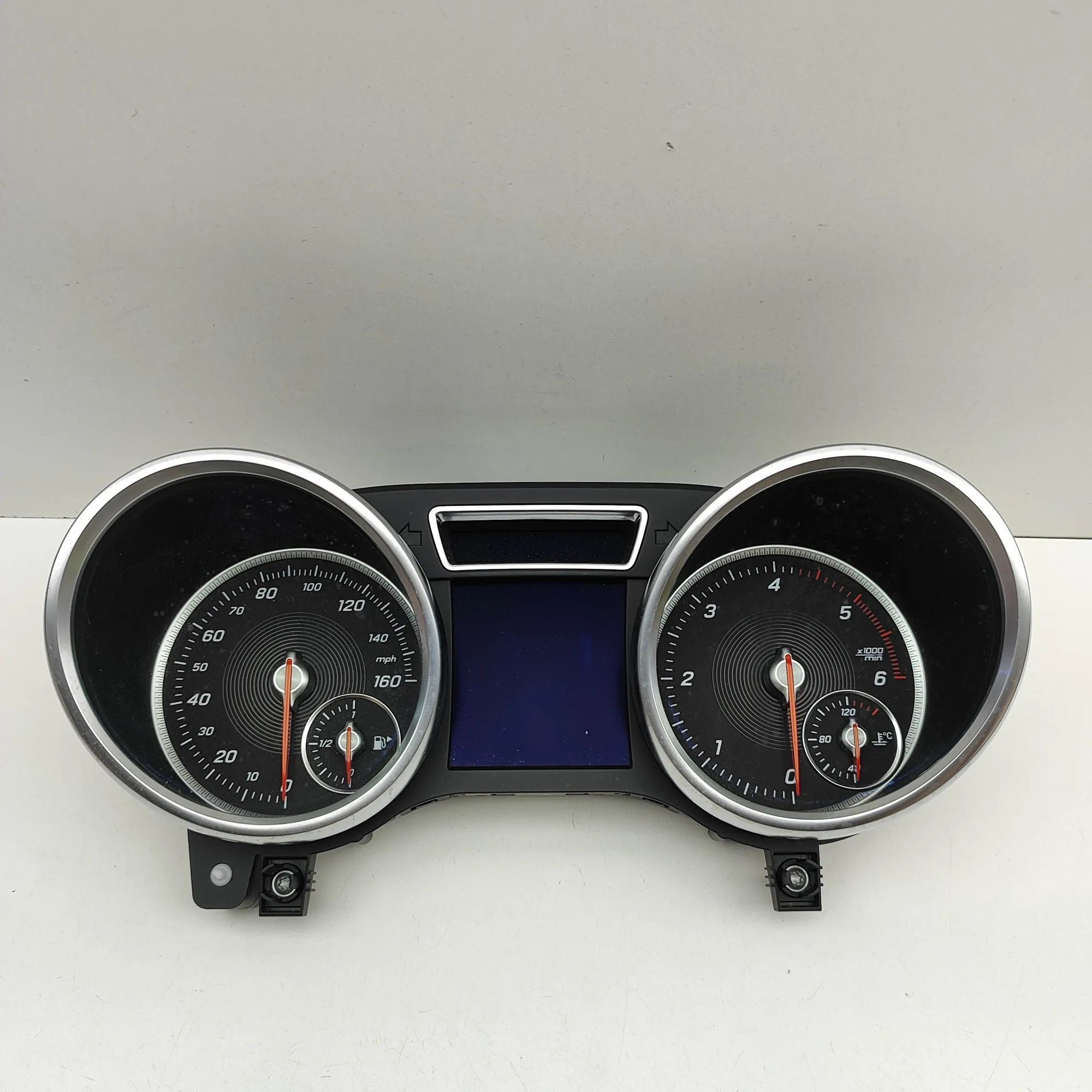 Mercedes-Benz ML / GLE (W166) Instrument Cluster Speedometer Instrument Cluster Speedometer — MERCEDES BENZ ...