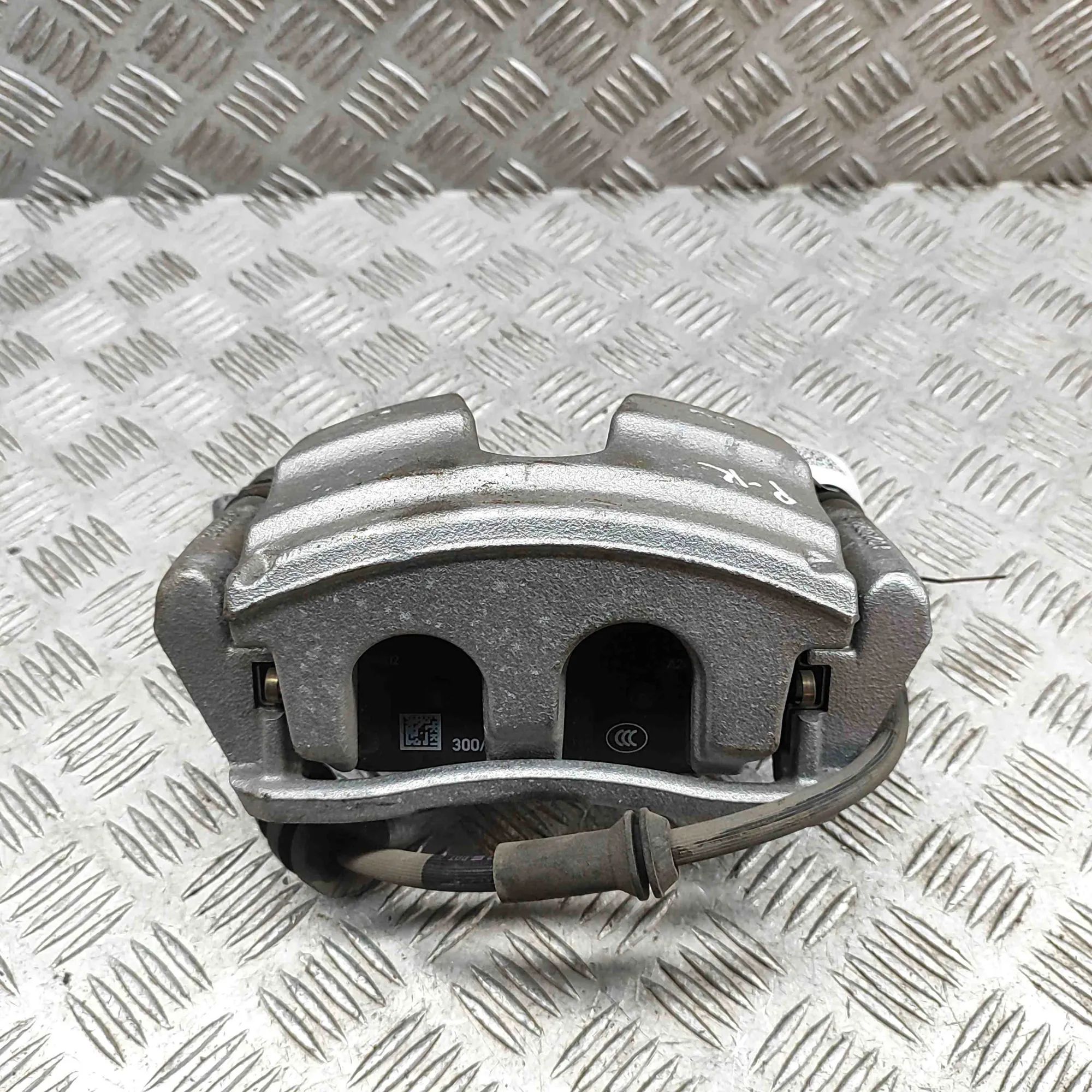 Mercedes-Benz GLB / EQB (X247) Brake caliper — front left Brake caliper — front left — MERCEDES BENZ EQB ...