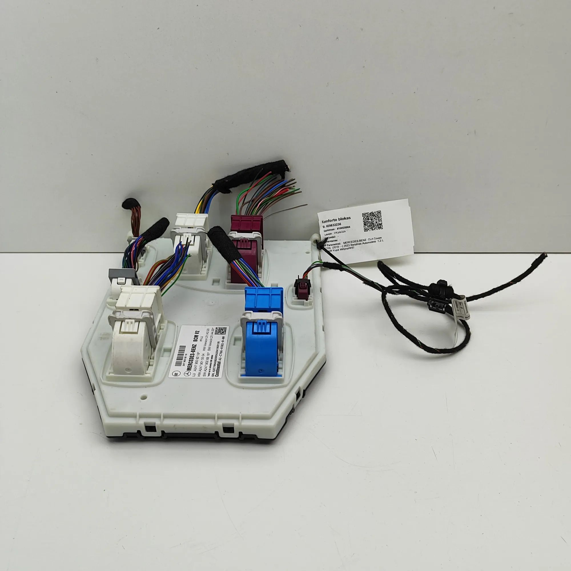 Mercedes-Benz CLA (C118) Comfort Control Unit Comfort Control Unit — MERCEDES BENZ CLA (Coupe...