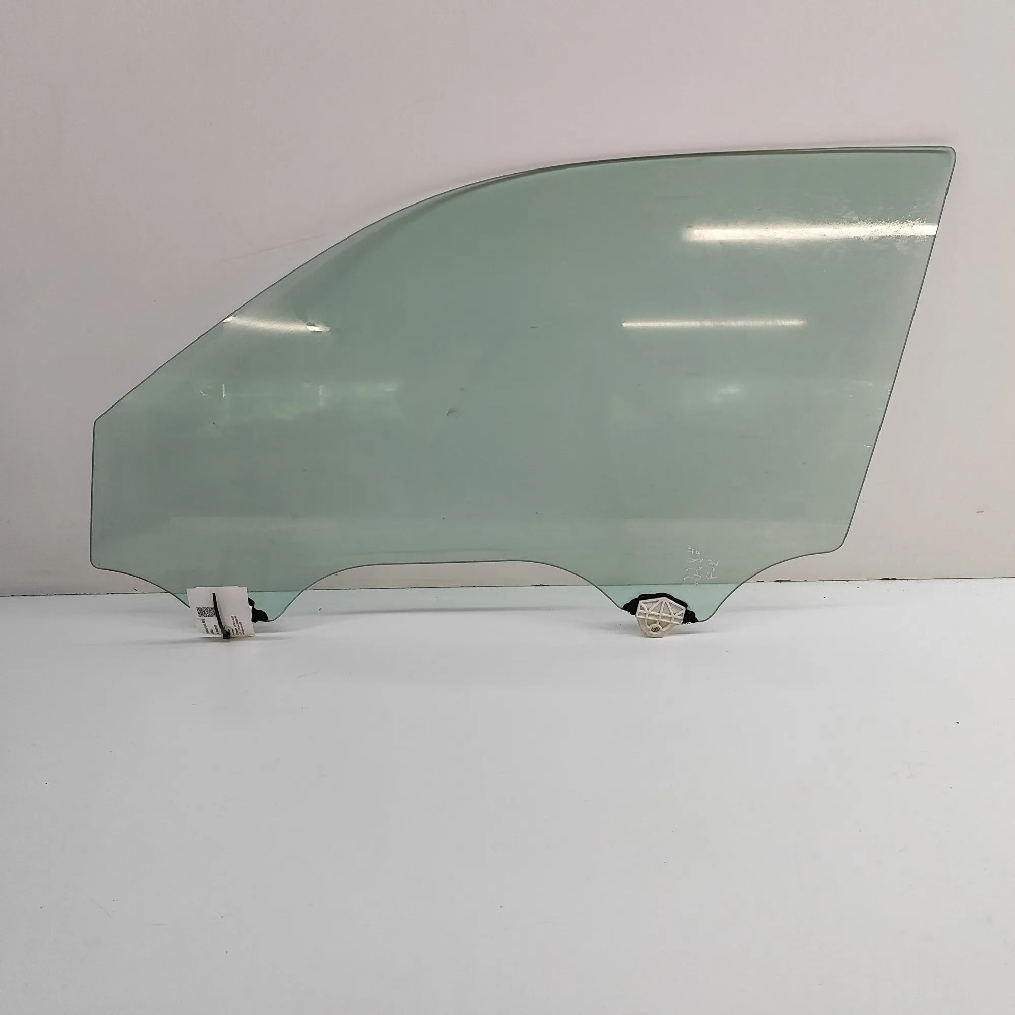 Mazda MX-30 Front Left Door Window Front Left Door Window — MAZDA MX-30 (DR) (2020...