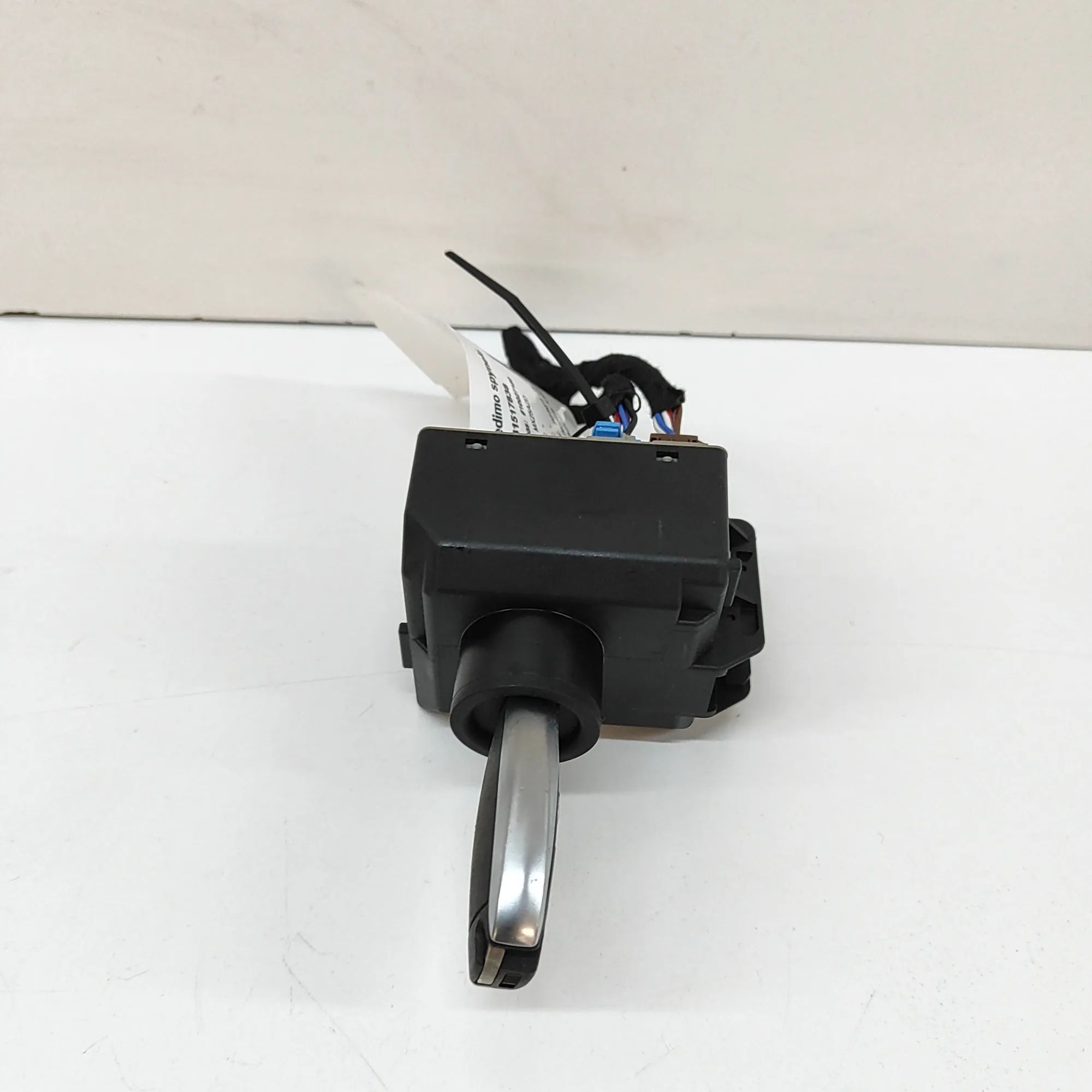 Infiniti Q30 Ignition lock