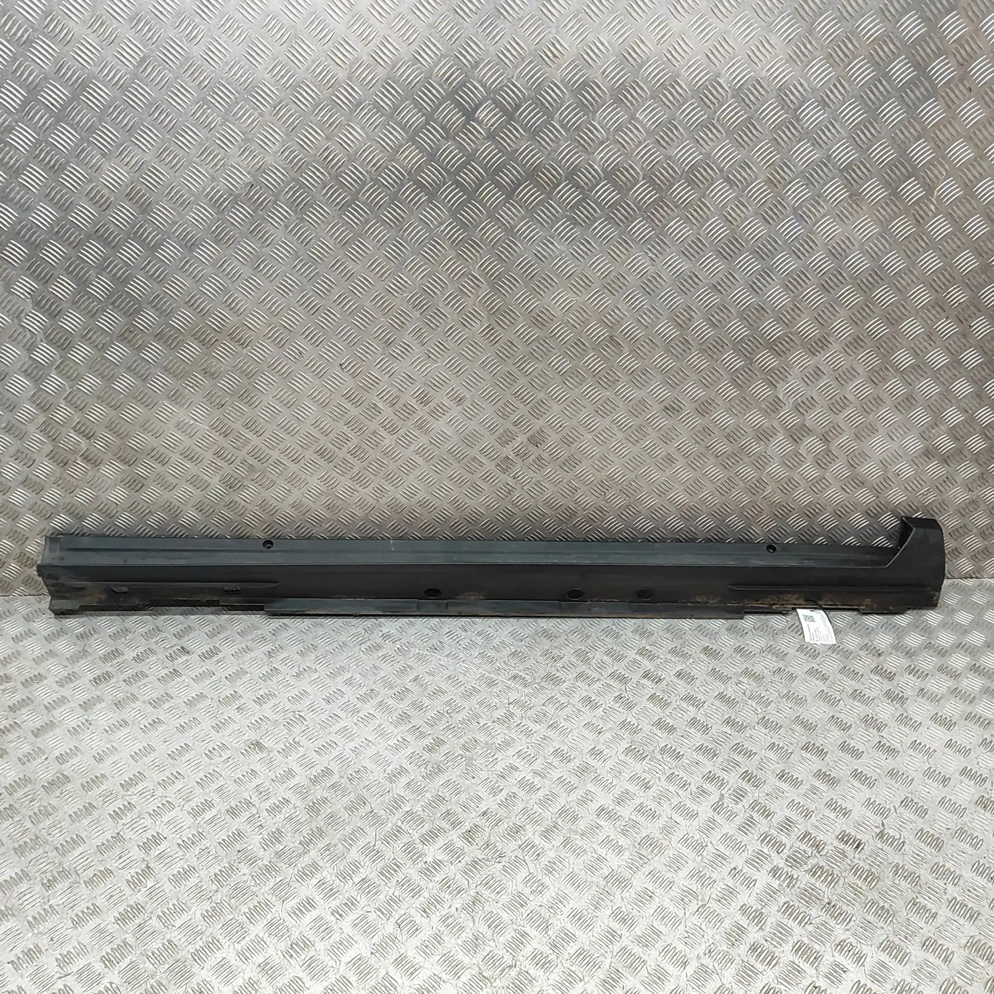 Toyota Yaris Right Side Plastic Sideskirt Cover Right Side Plastic Sideskirt Cover — TOYOTA YAR...