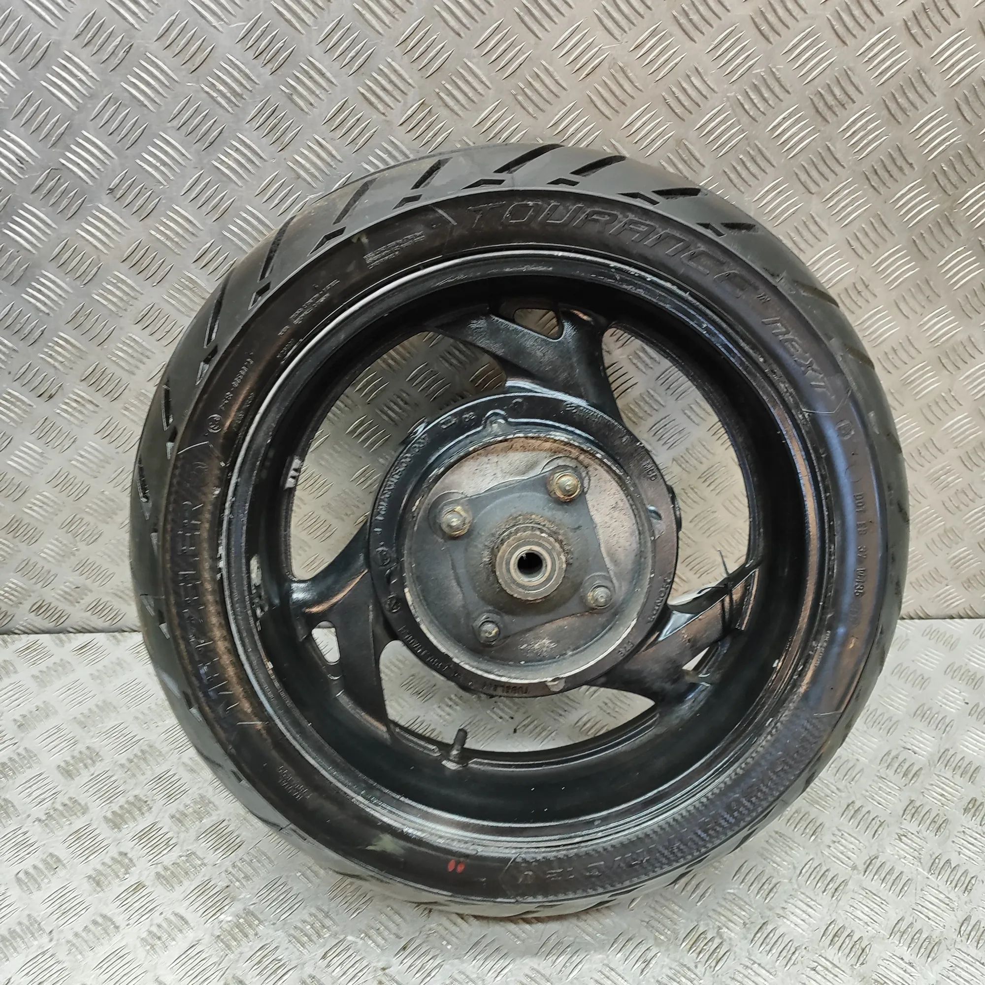 Honda Stream Rear wheel alloy rim Rear wheel alloy rim — HONDA ST (-...)

Generat...