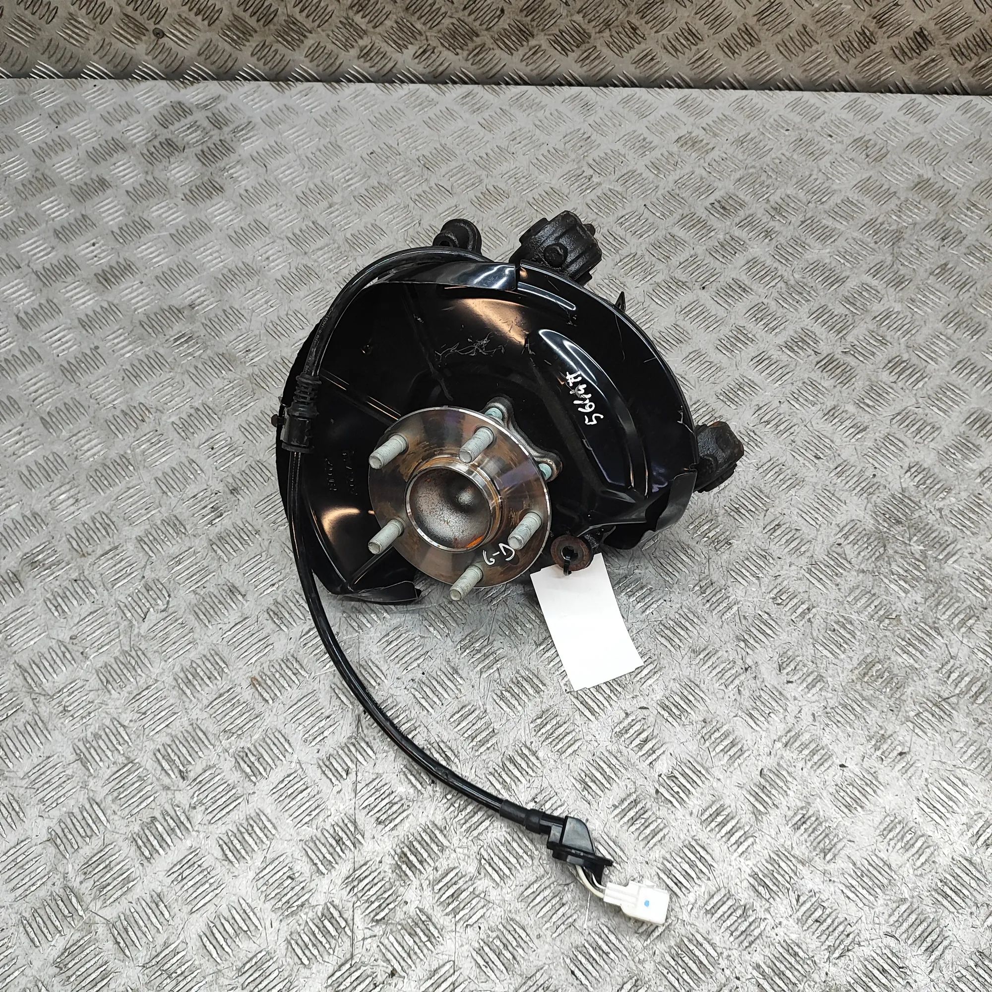 Mazda CX-5 (KF) Rear Right Wheel Hub Rear Right Wheel Hub — MAZDA CX-5 (KF) (2016-.....