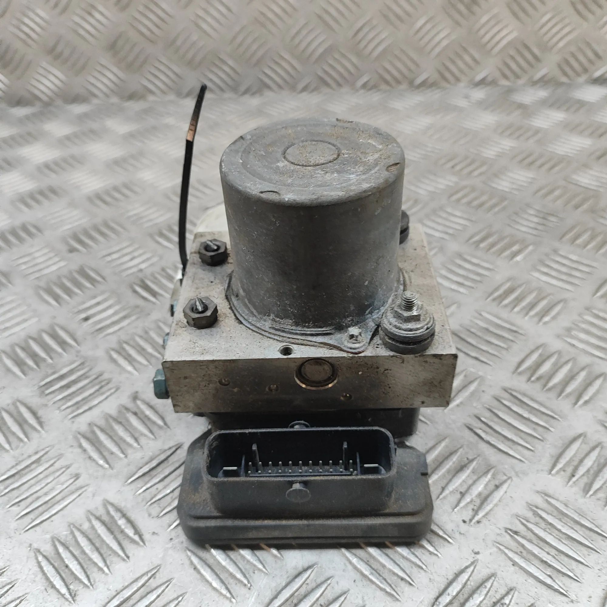 Mercedes-Benz V / Vito / EQV (W447) ABS hydraulic pump ABS Pump — MERCEDES BENZ VITO (Tourer W447) (20...