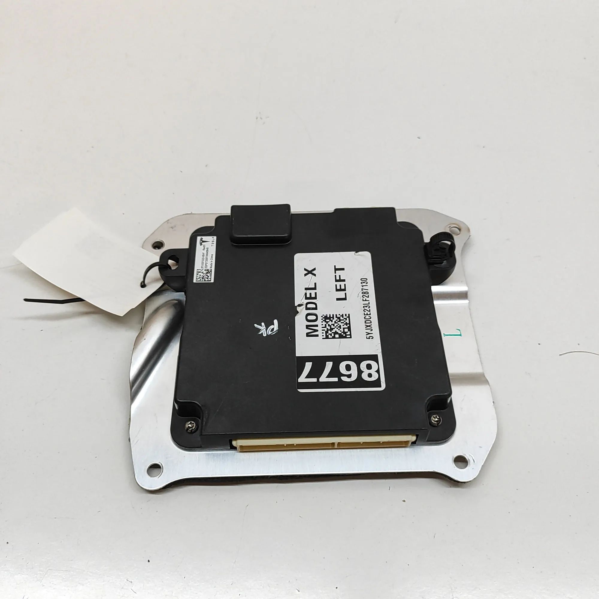 Tesla Model X Door control unit — front left Door control unit — front left — TESLA MODEL X ...
