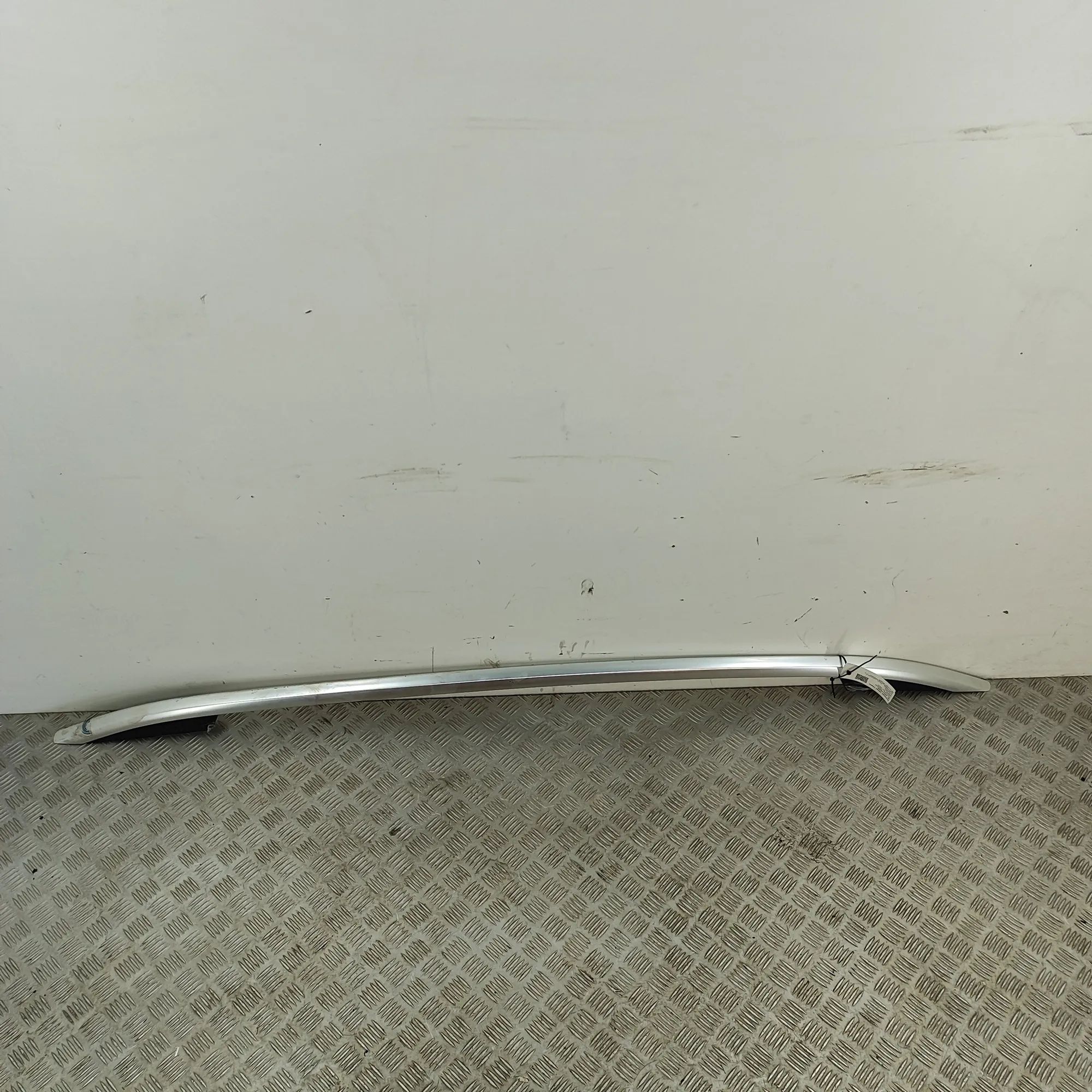 Skoda Karoq Right Side Roof Rail Right Side Roof Rail — SKODA KAROQ (NU7) (2017-...