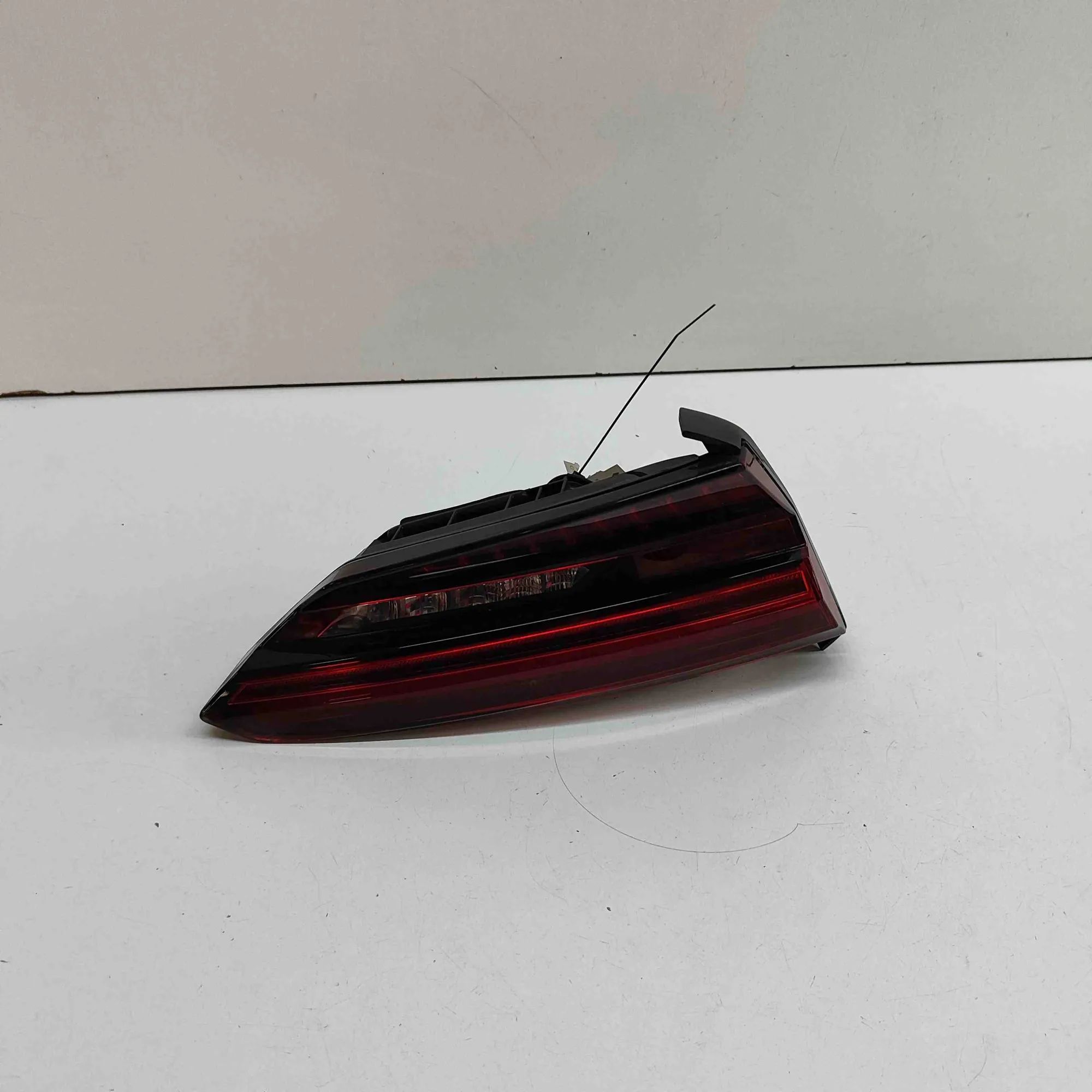 Audi A5 (B9) Left Side Tailgate Tail Light Left Side Tailgate Tail Light — AUDI A5 (Sportb...