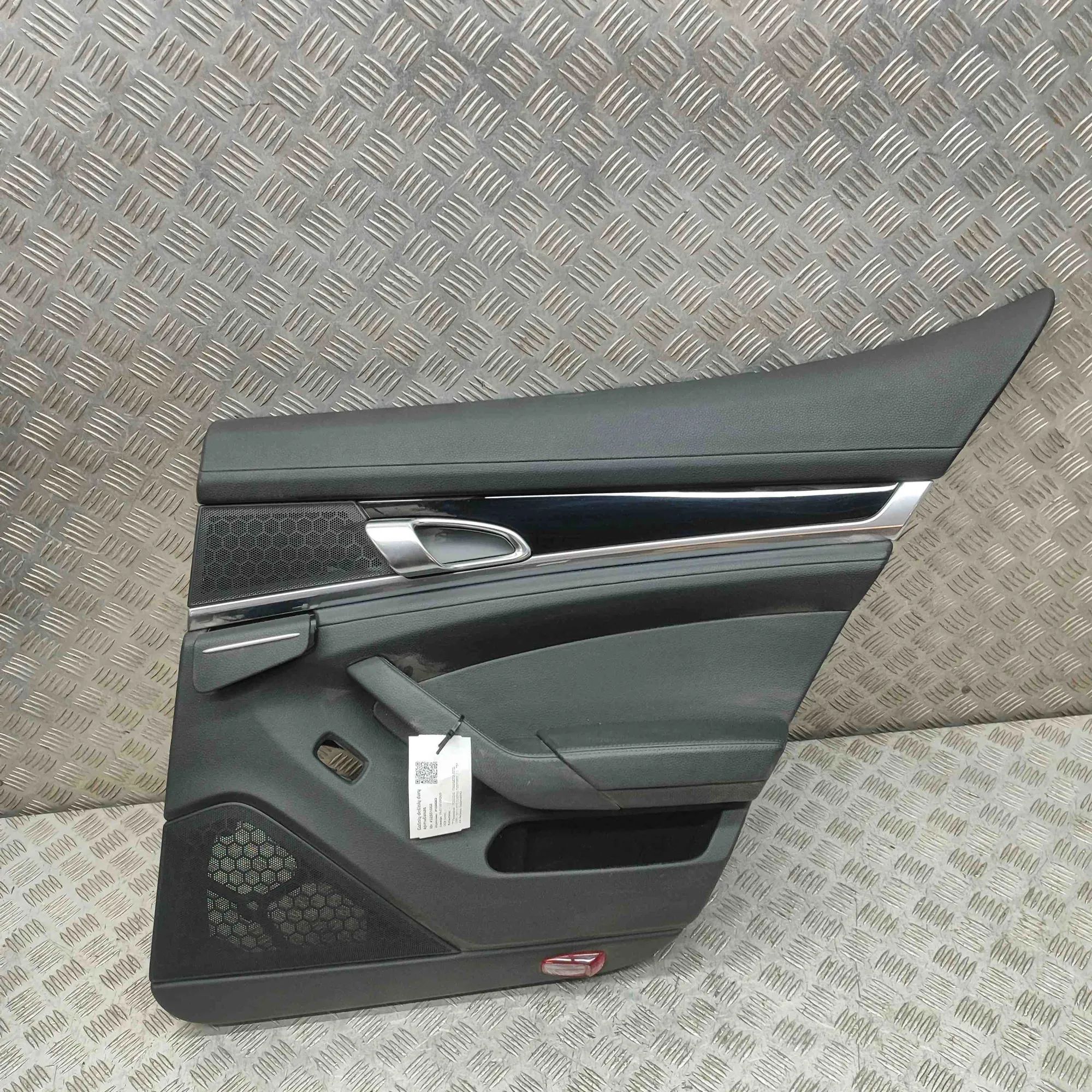 Porsche Panamera Rear Right Door Panel Rear Right Door Panel — PORSCHE PANAMERA (970) ...