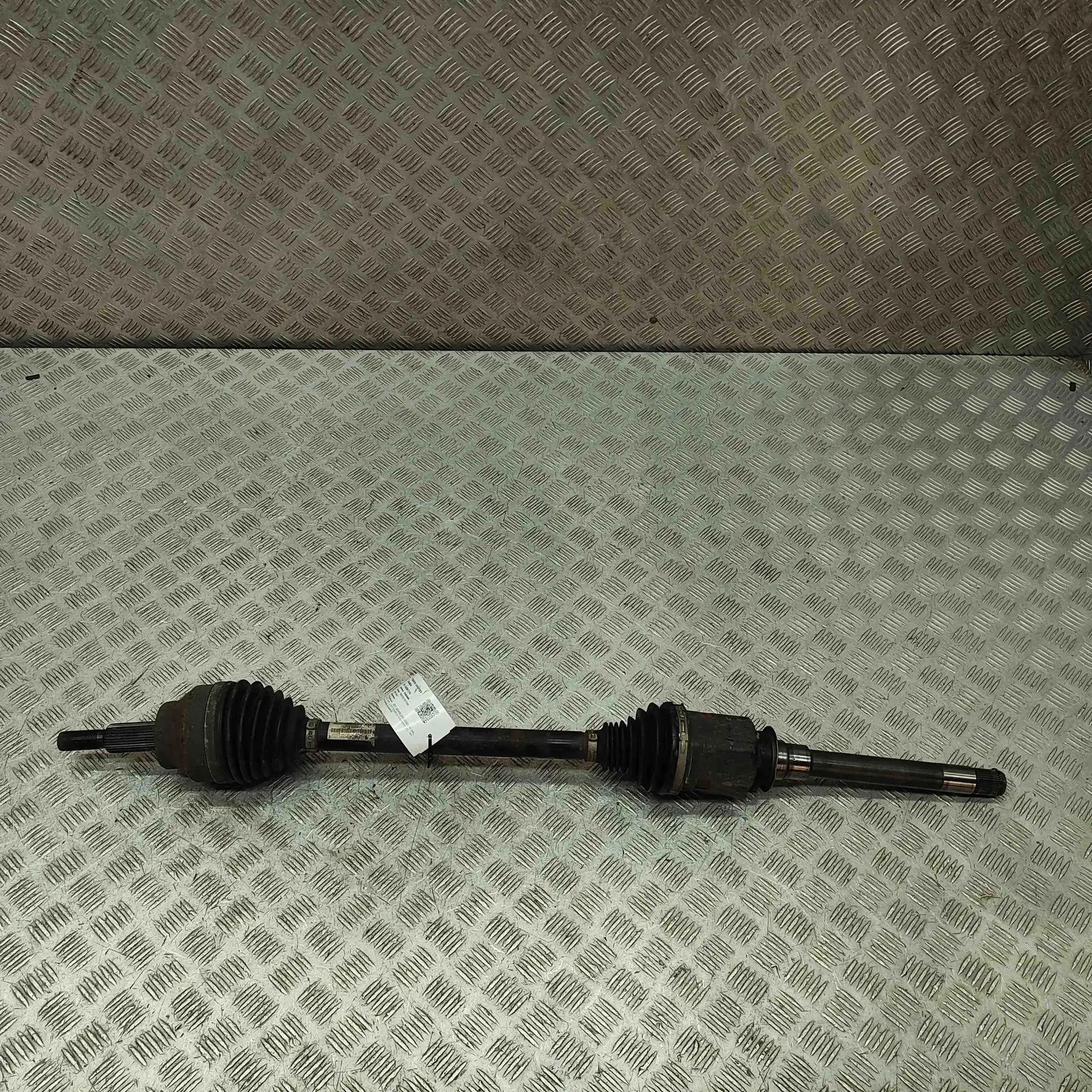 Jeep Grand Cherokee (WK) Front Right Driveshaft