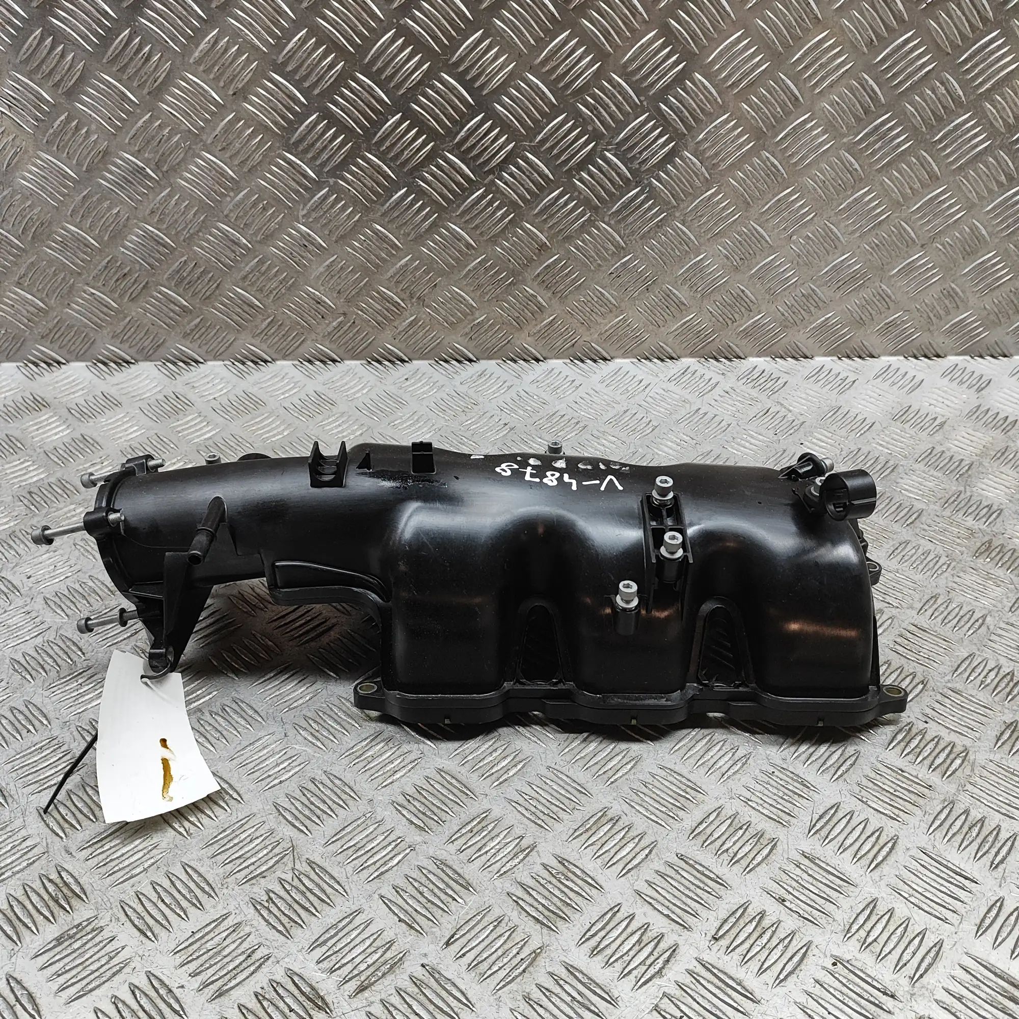 Maserati Ghibli intake manifold Intake Manifold — MASERATI GHIBLI (M157) (2013-...