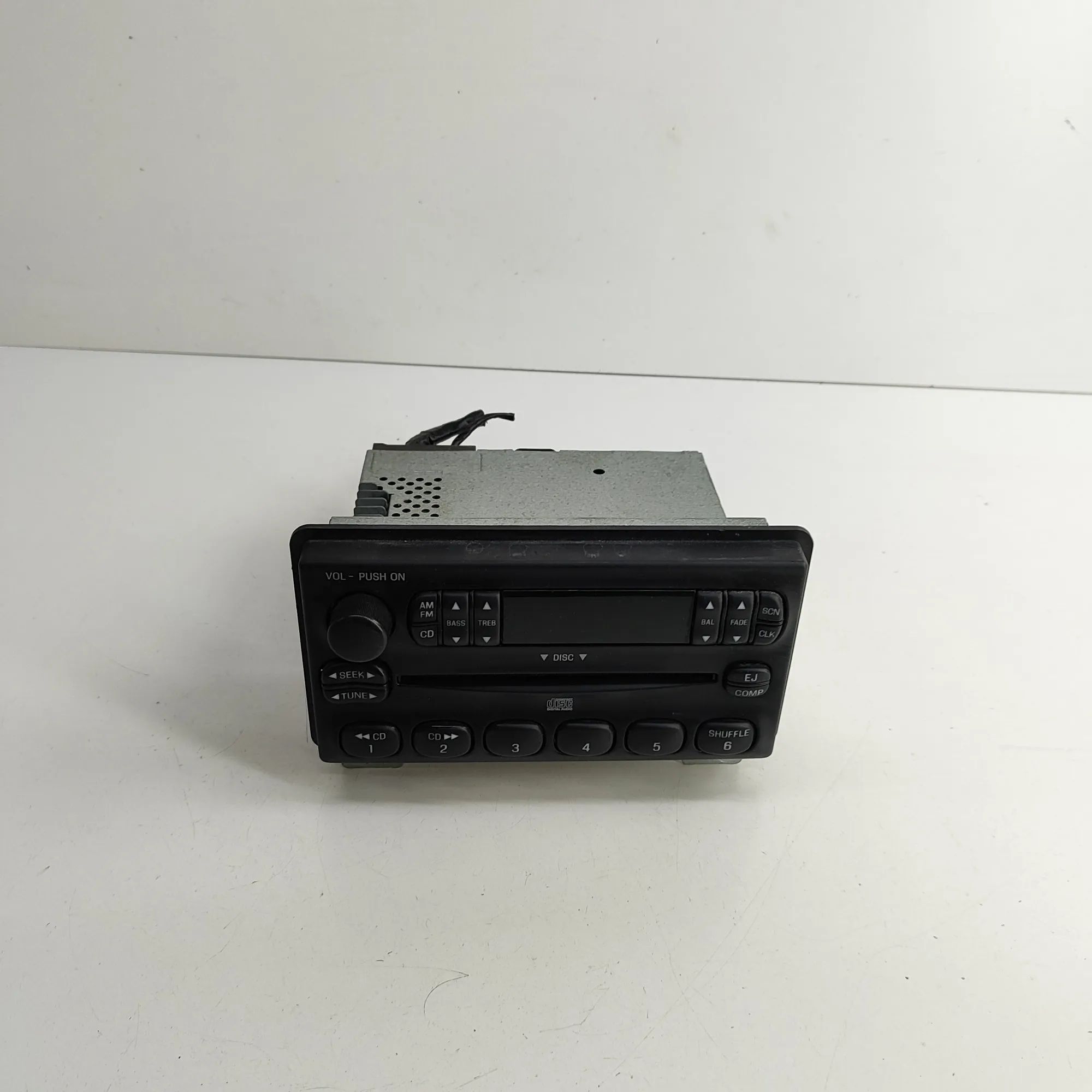 Radio/CD head unit