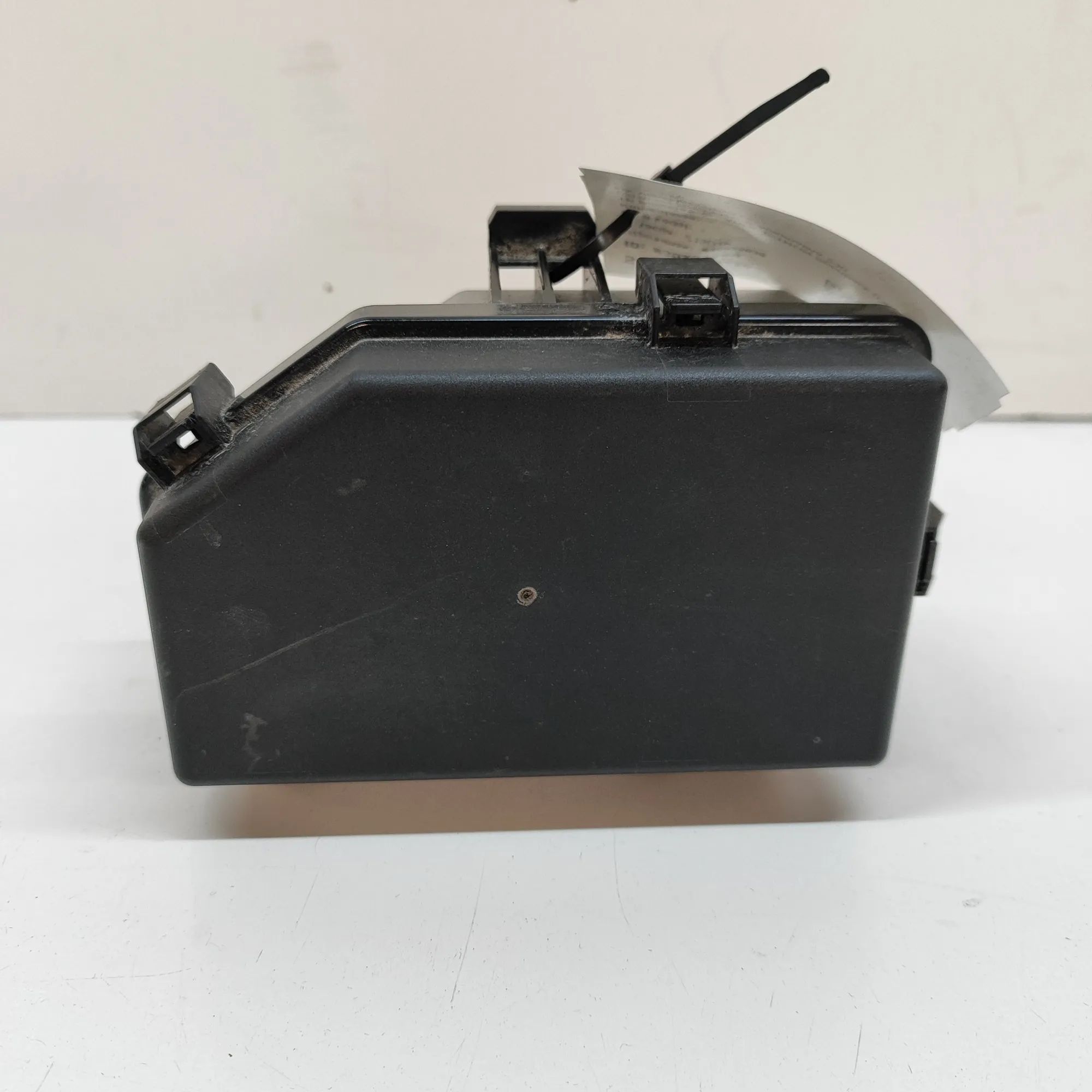 Audi e-tron Fuse box