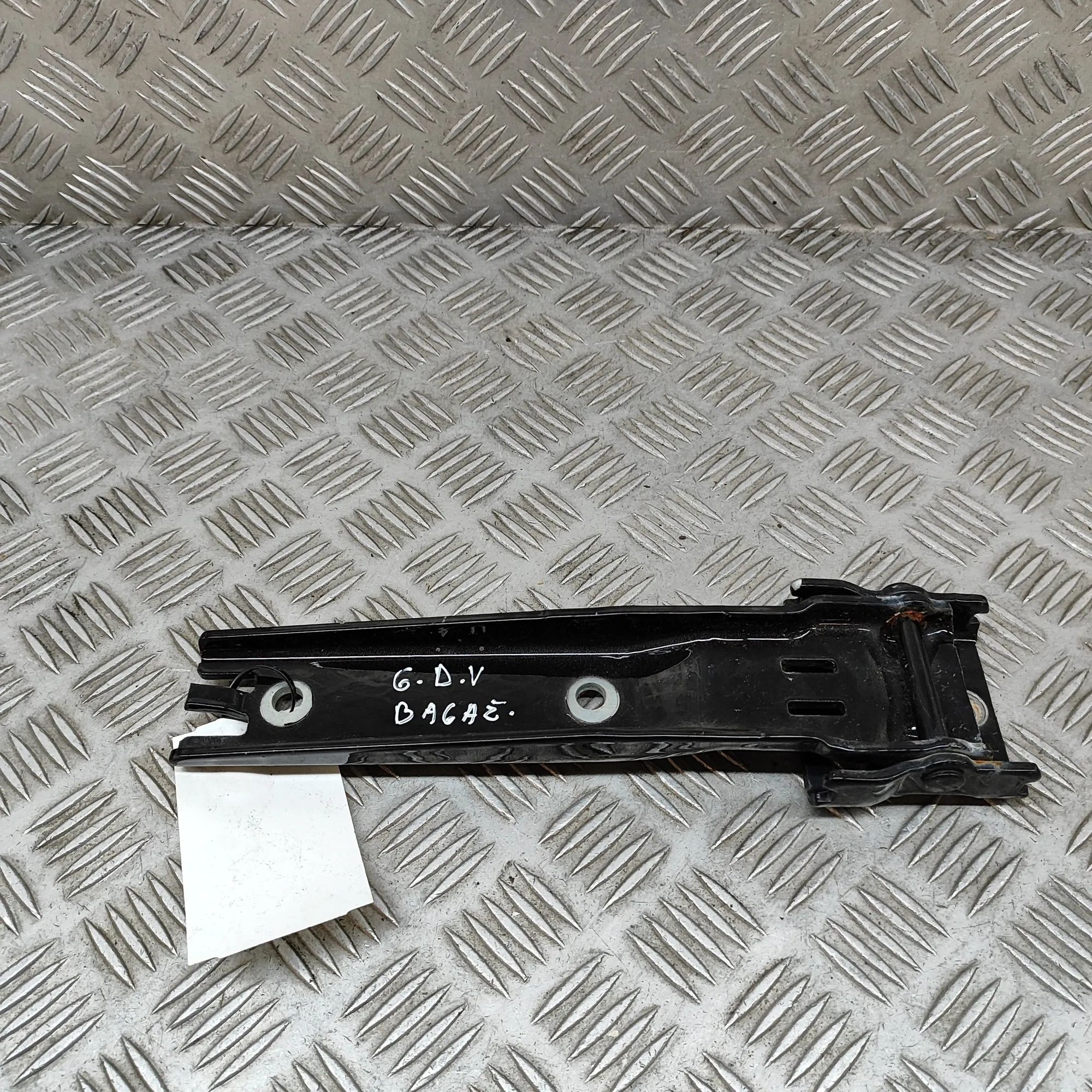 Jeep Wrangler (JK) Right Side Bootlid Hinge