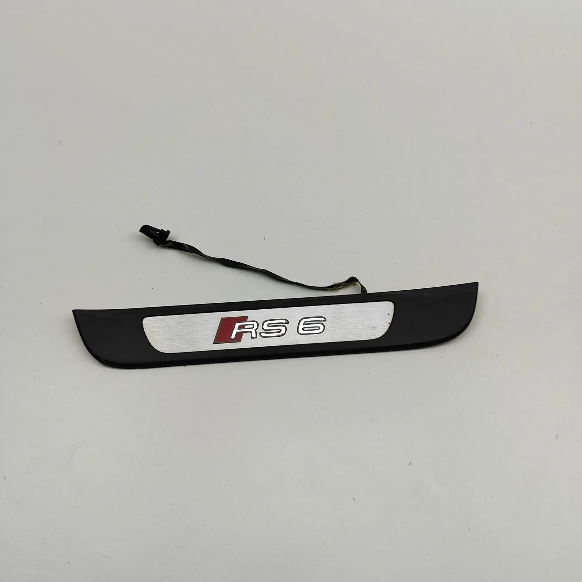 Audi A6 (C7) Interior sill trim — rear left