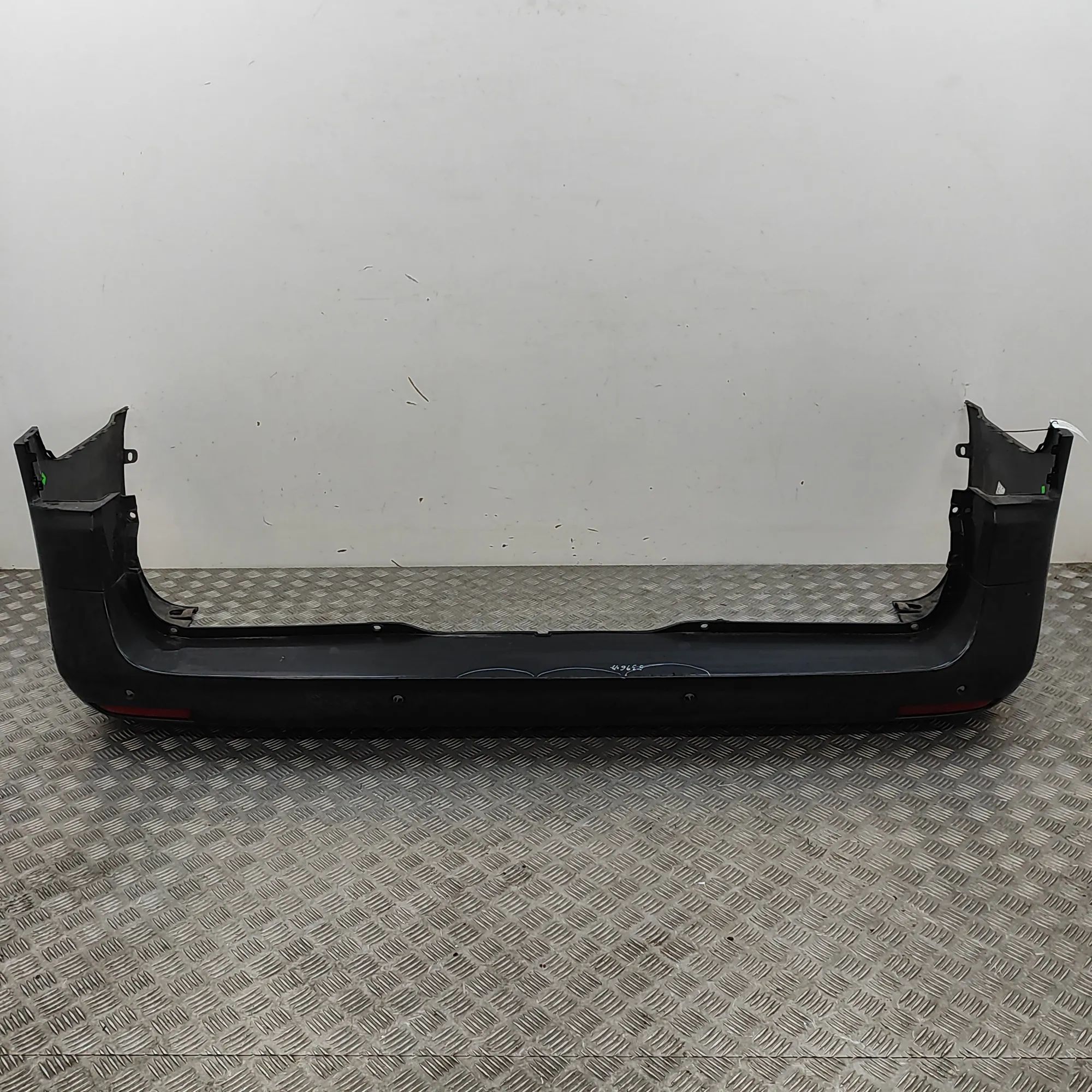 Mercedes-Benz V / Vito / EQV (W447) Bumper rear Bumper rear — MERCEDES BENZ VITO (Tourer W447) ...
