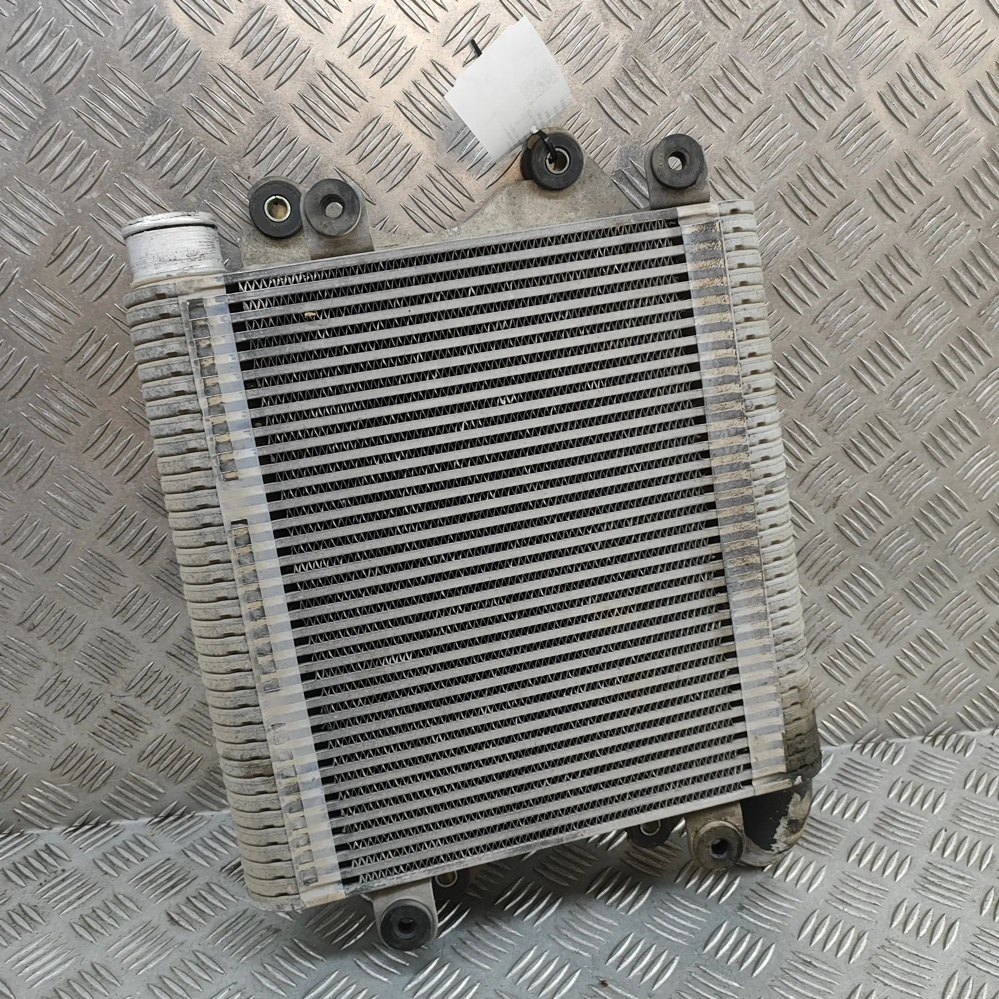 Isuzu D-Max Intercooler radiator Intercooler radiator — ISUZU D-MAX (I TFR, TFS)...