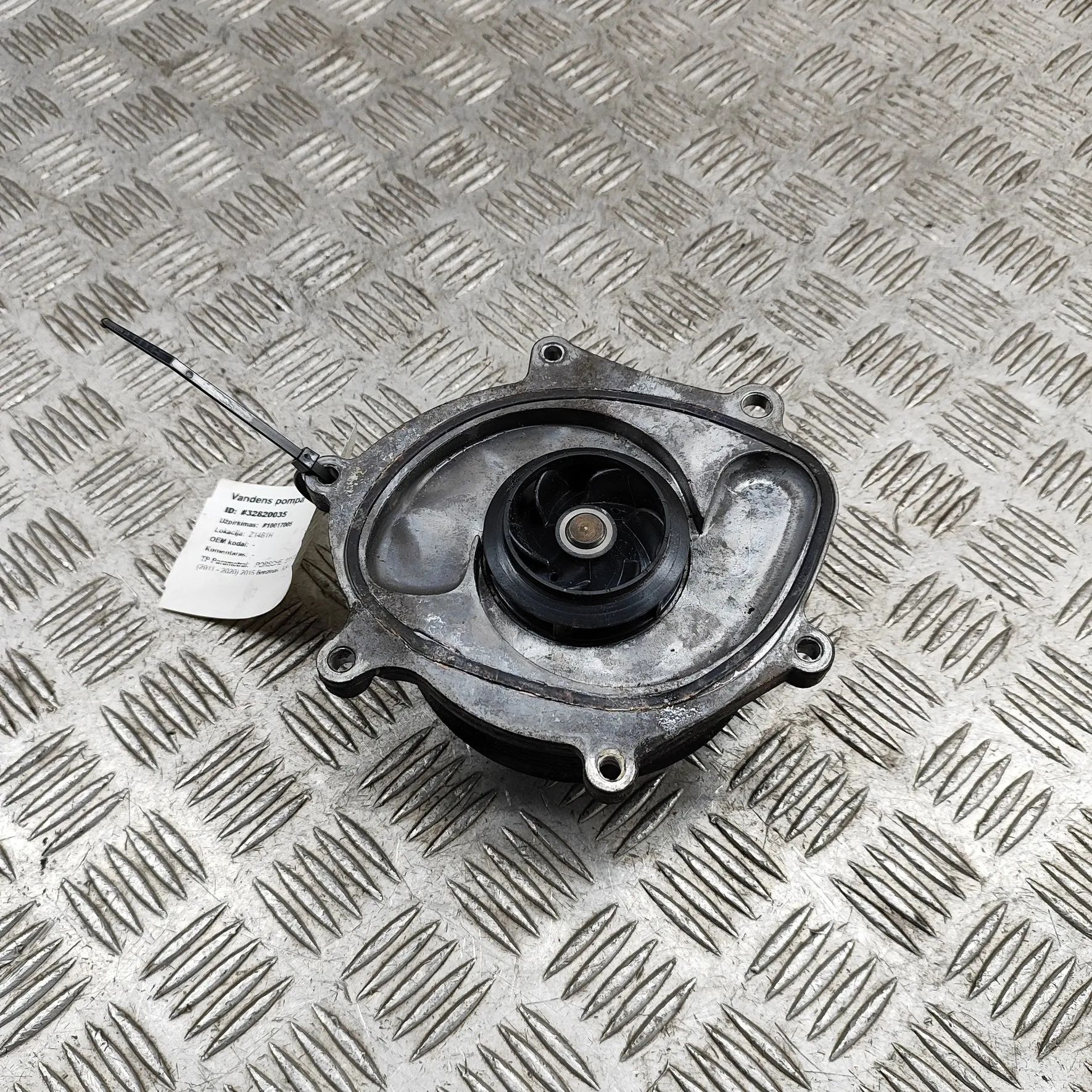 Porsche 911 (991) water pump Water pump — PORSCHE 911 (991) (2011-2020) — 9A...