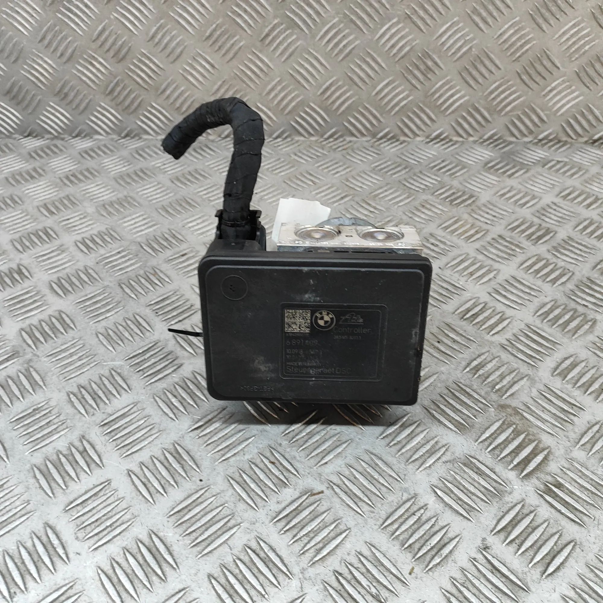BMW X2 (F39) ABS pump ABS Pump — BMW X2 (F39) (2018-...) — 6891408,68...