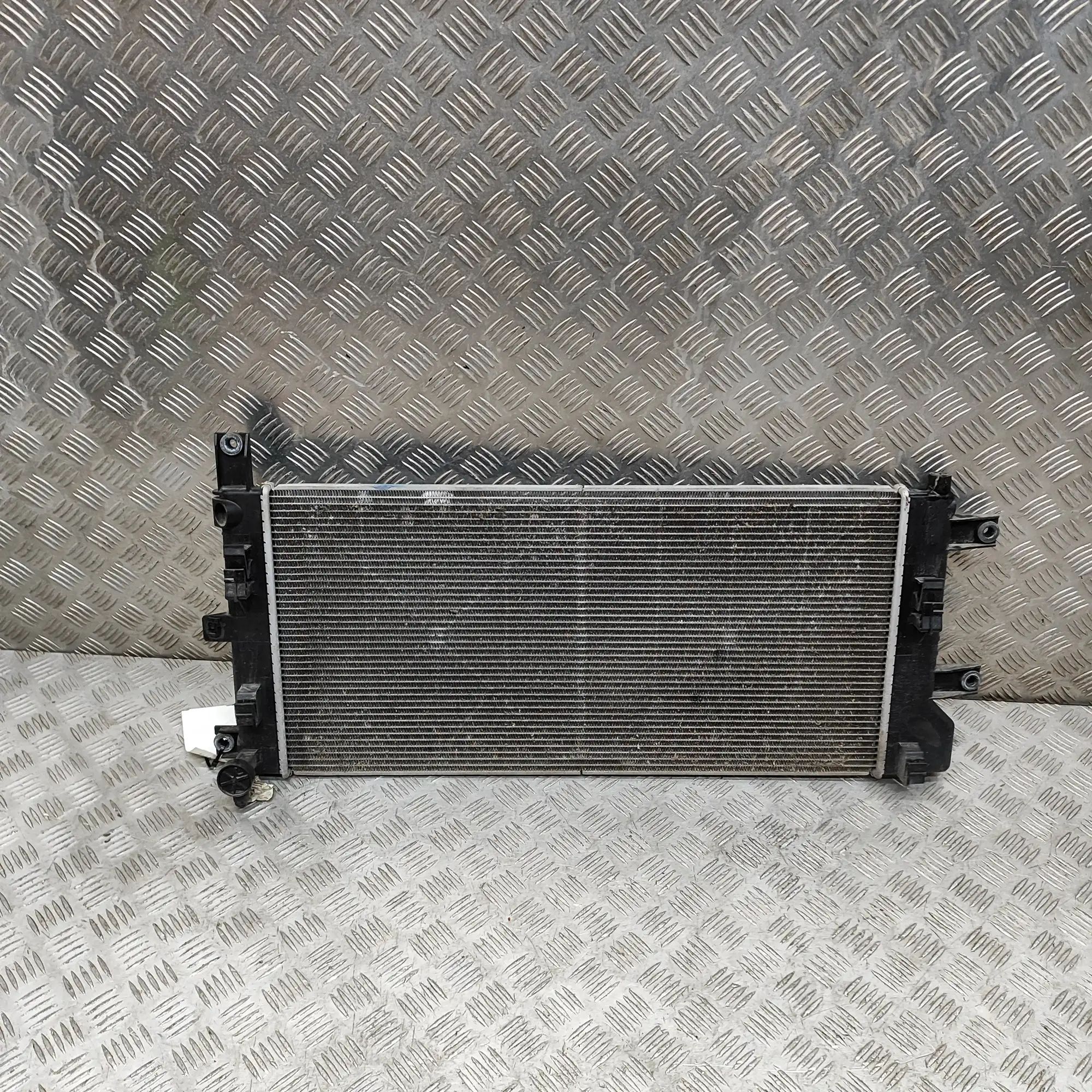 Nissan Leaf Cooling Radiator Cooling Radiator — NISSAN LEAF (ZE1) (2017-...)...