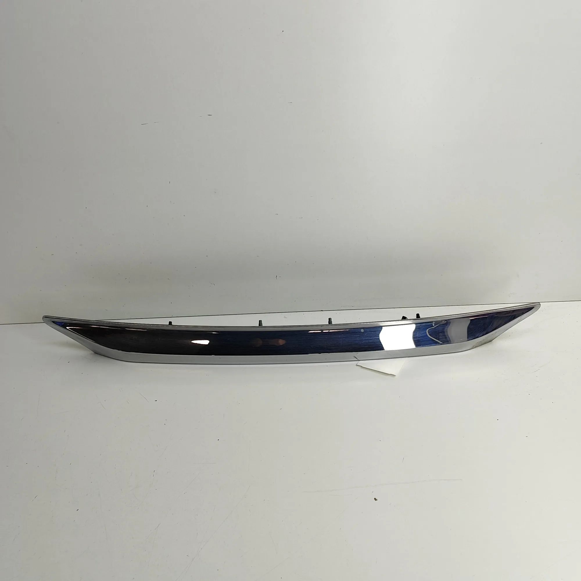 Lexus RX Trim Number Plate Light Trim Number Plate Light — LEXUS RX (_L1_) (2008...