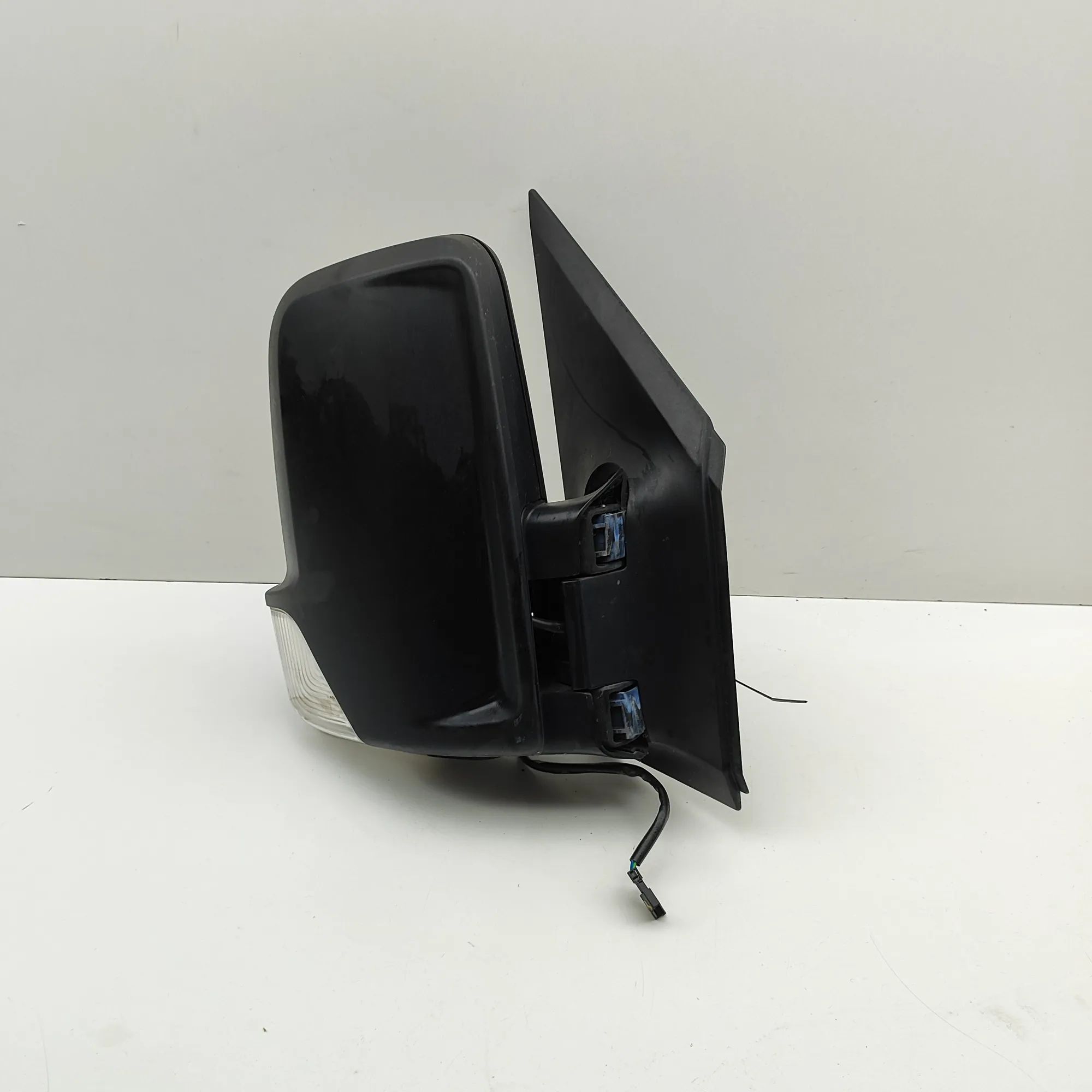 Volkswagen Crafter Right Side Wing Mirror Right Side Wing Mirror — VW CRAFTER (30-50 Van ...