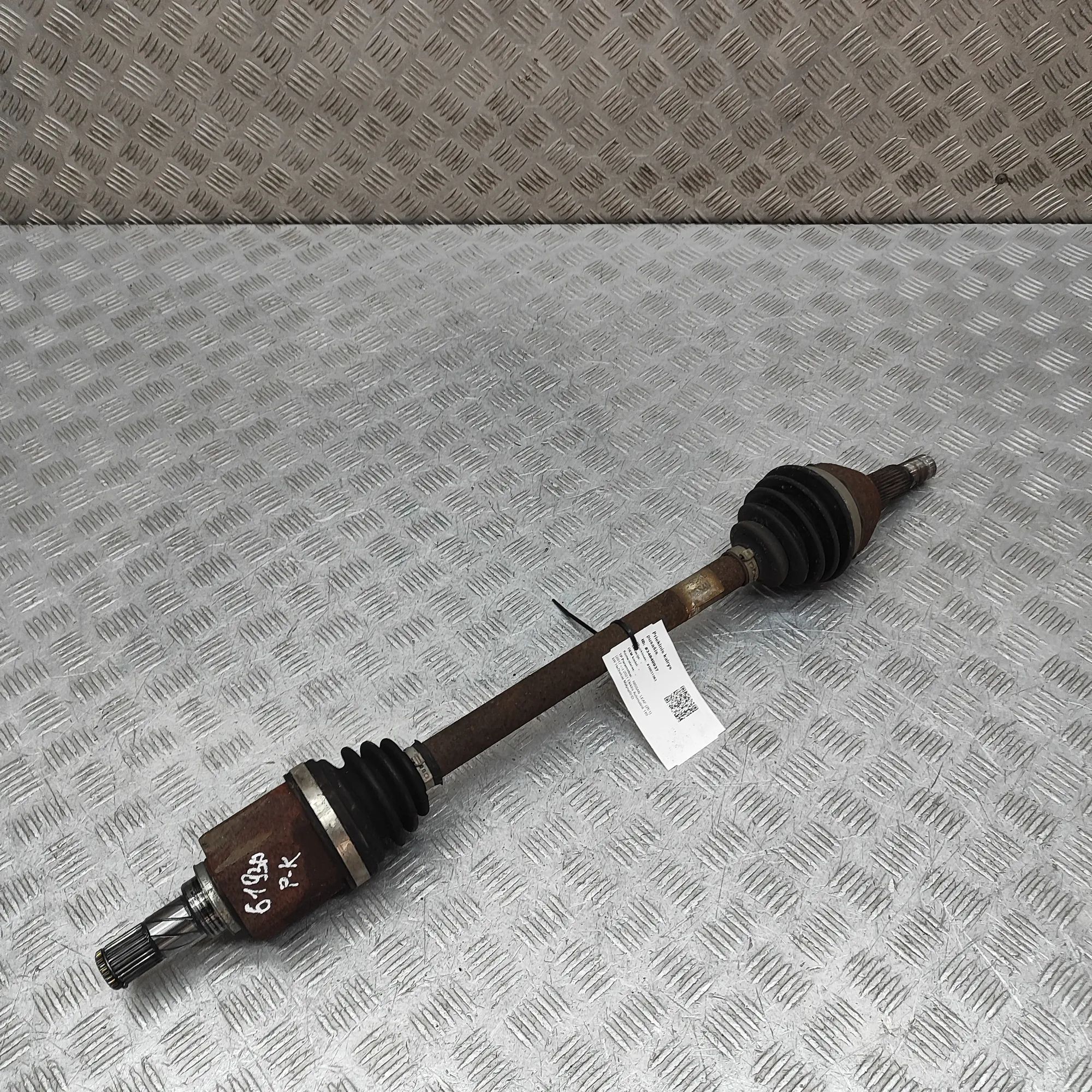 Nissan Leaf Front Left Driveshaft Front Left Driveshaft — NISSAN LEAF (ZE1) (2017...