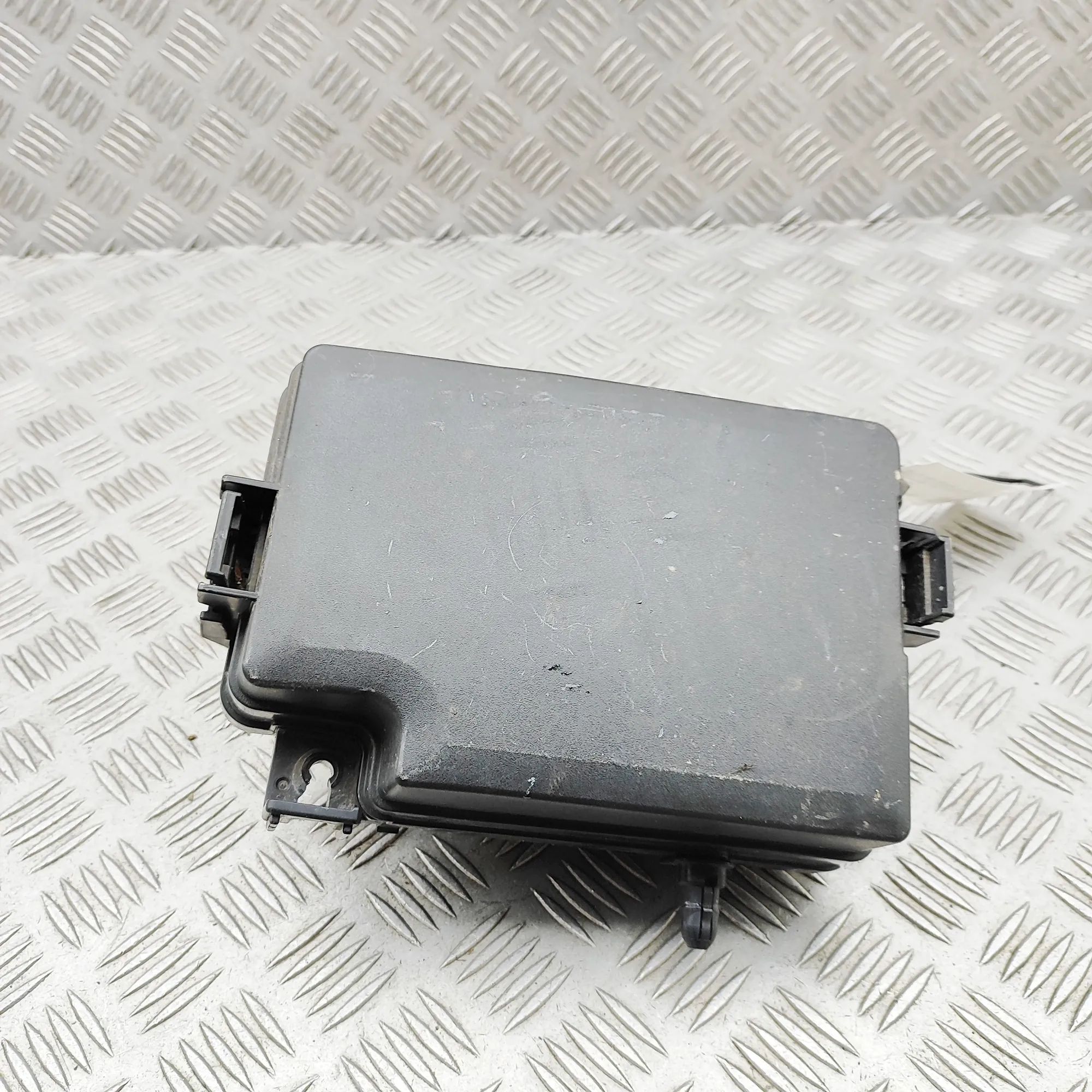 Kia Ceed (CD) Fuse box Fuse box — KIA XCEED (CD) (2020-...) — 91254-J7...