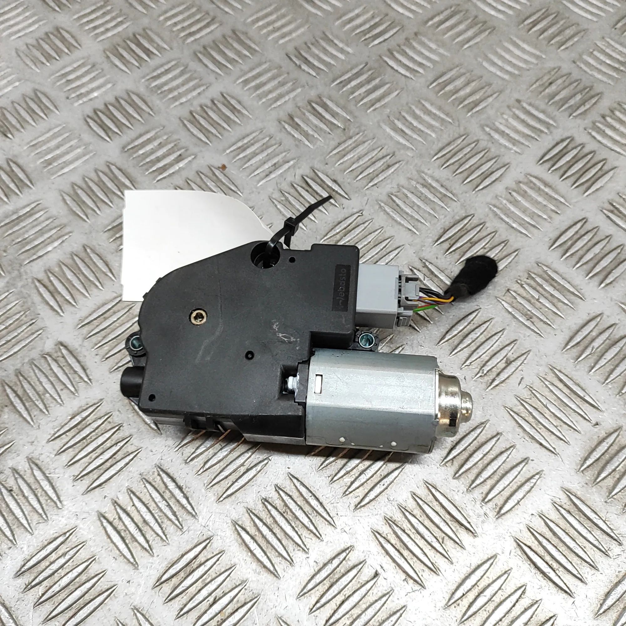 Land Rover Range Rover (L405) Sunroof Motor Sunroof Motor — LAND ROVER RANGE ROVER (IV L405...
