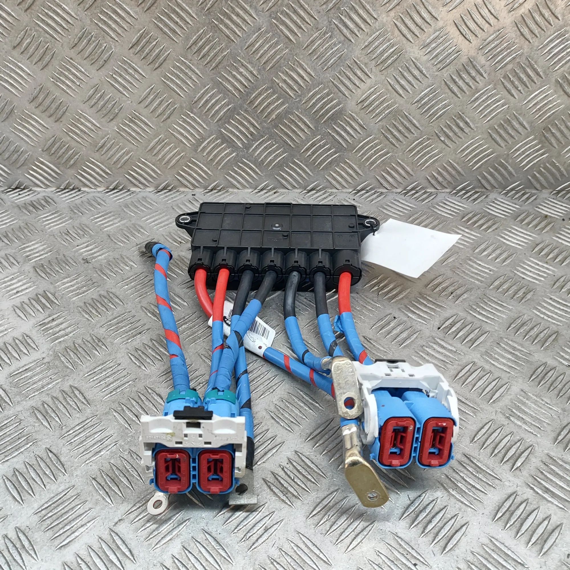 Land Rover Range Rover Sport (L461) Positive Cable Wiring Loom Positive Cable Wiring Loom — LAND ROVER RANGE R...