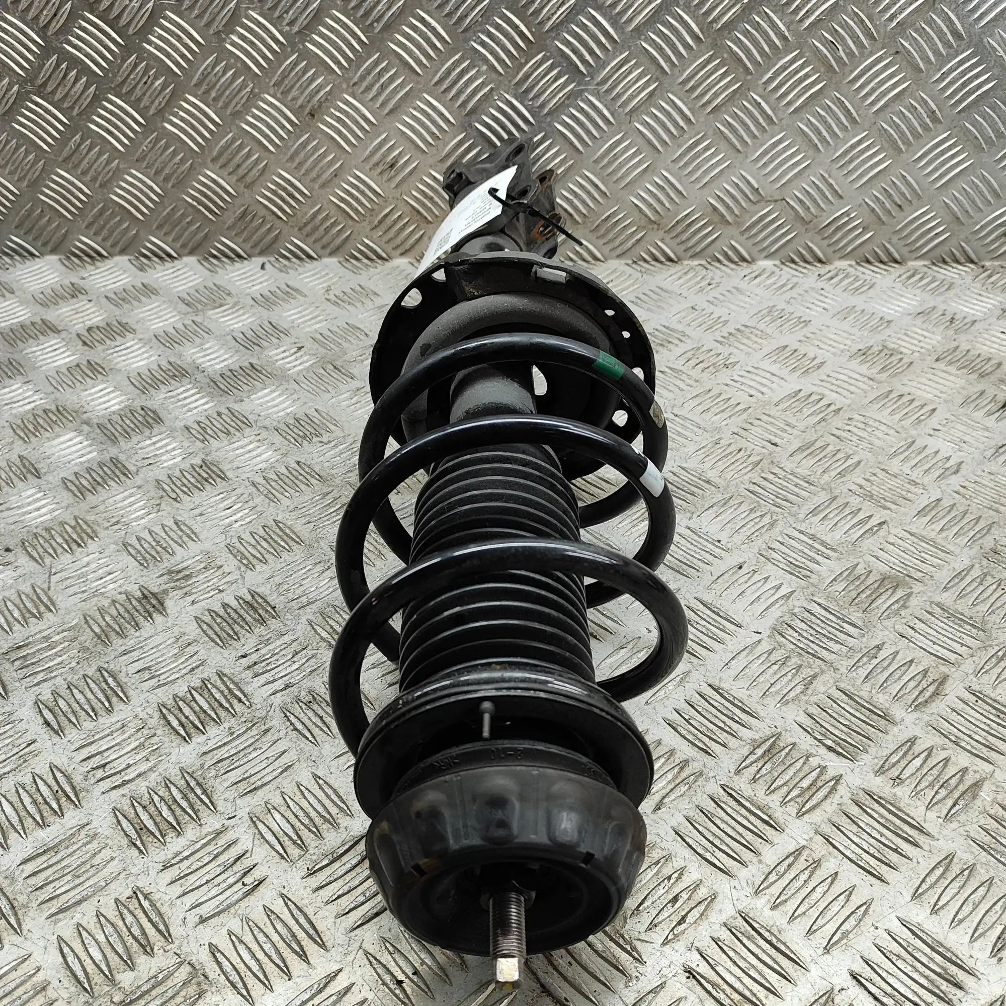 Kia Stonic Shock absorber — front right Shock absorber — front right — KIA STONIC (YB) ...
