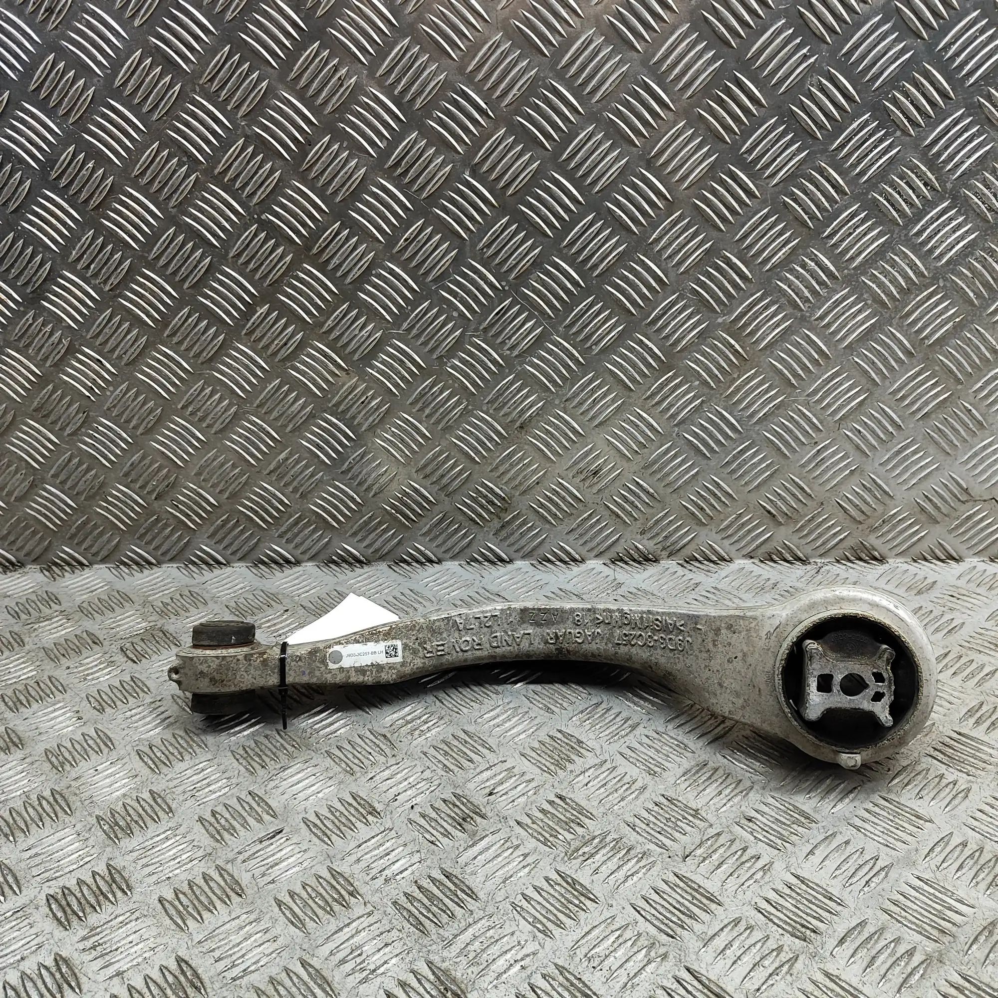 Jaguar I-Pace Front Left Curved Control Arm Front Left Curved Control Arm — JAGUAR I-PACE (...