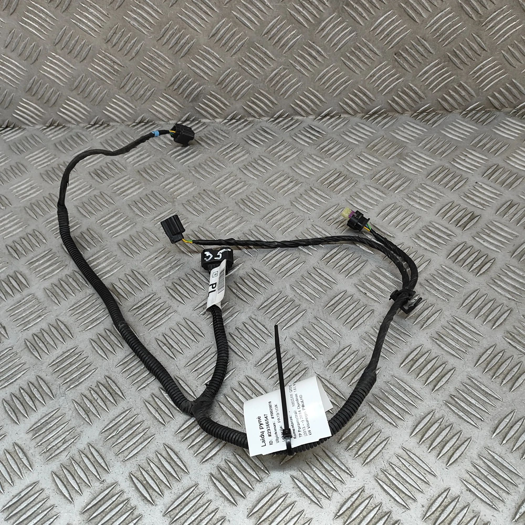 Nissan Qashqai (J11) Front Parking Sensor Wiring Loom Front Parking Sensor Wiring Loom — NISSAN QASHQ...
