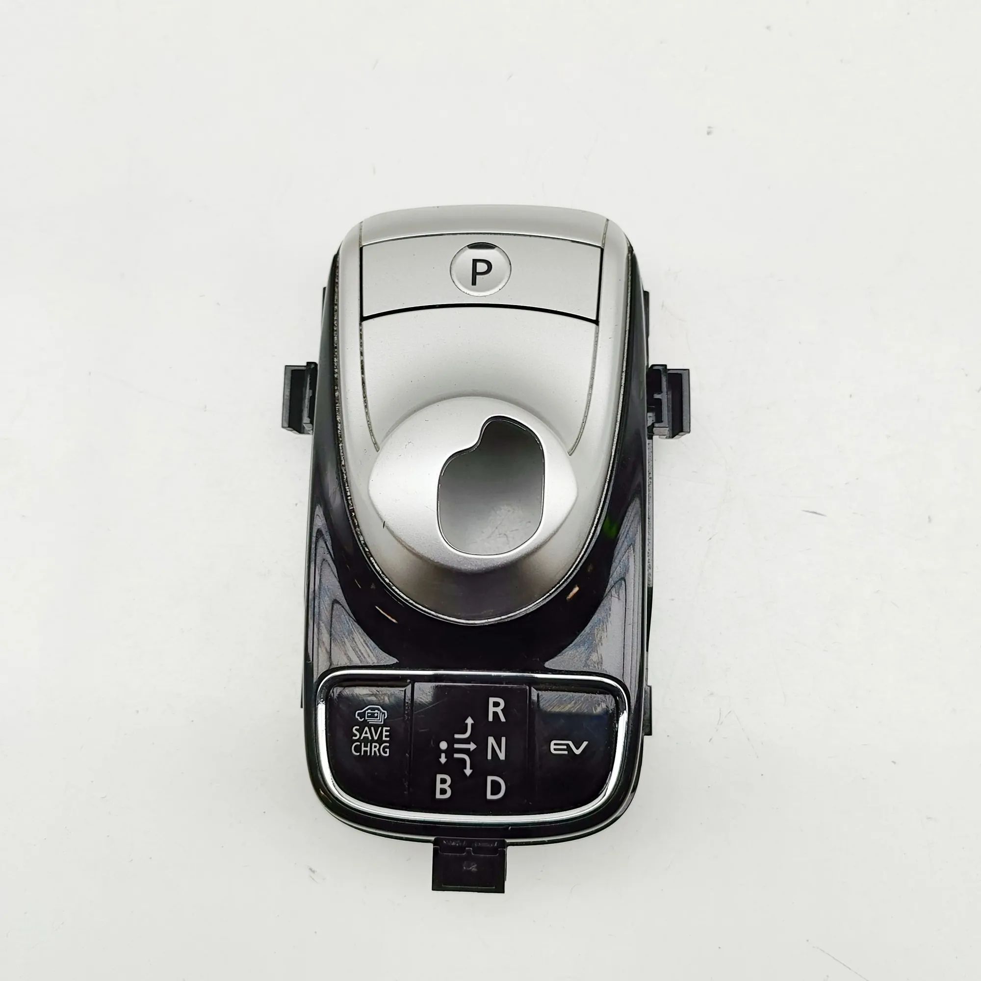 Mitsubishi Outlander Gear Shifting Level Plastic Trim Gear Shifting Level Plastic Trim — MITSUBISHI O...