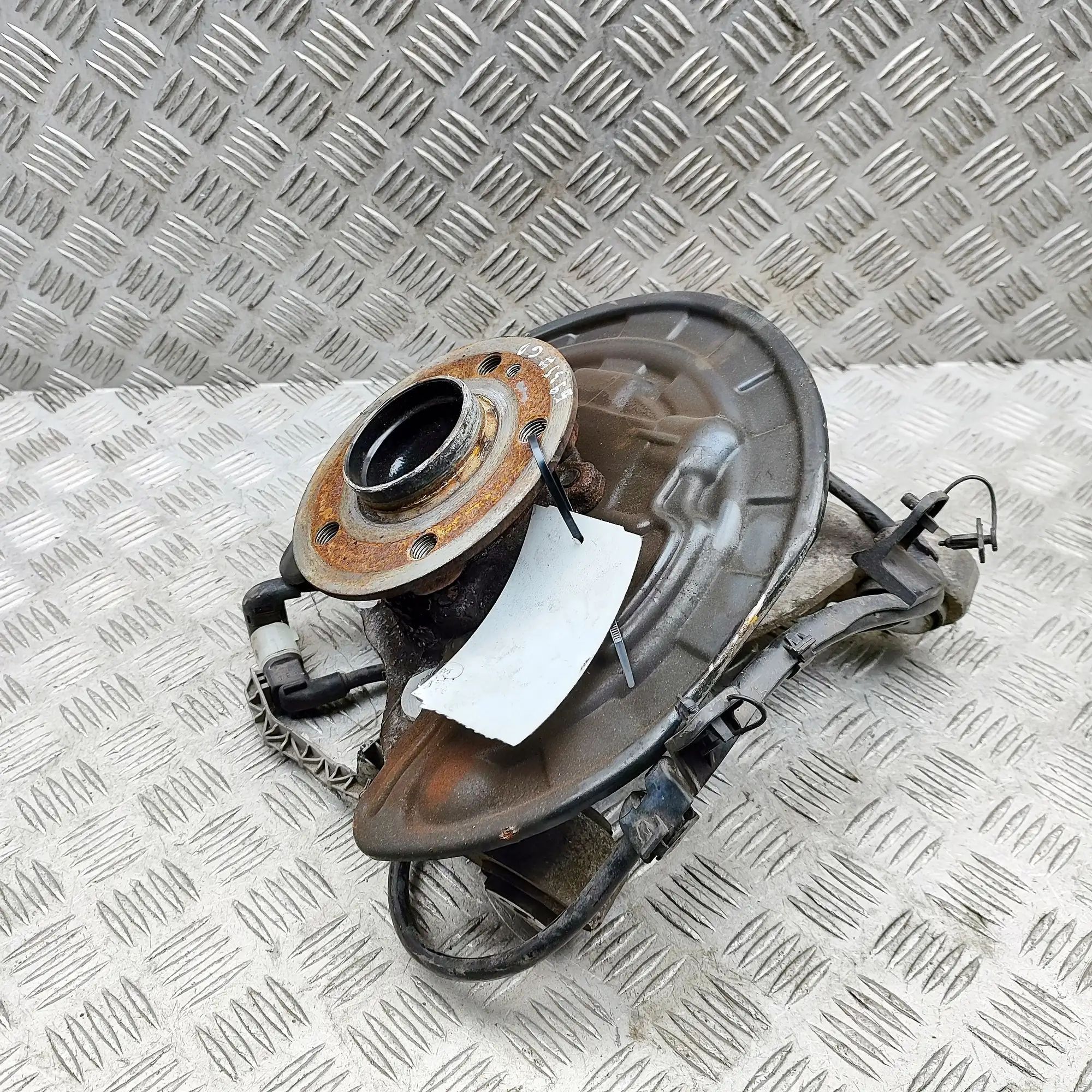 Mercedes-Benz GLA / EQA (H247) Rear Right Wheel Hub Rear Right Wheel Hub — MERCEDES BENZ GLA (H247)...