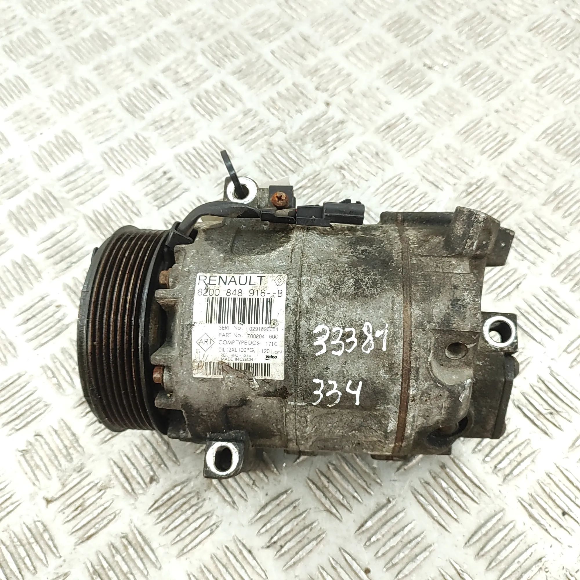 Renault Master Air-conditioning compressor Air-conditioning compressor — RENAULT MASTER (I...