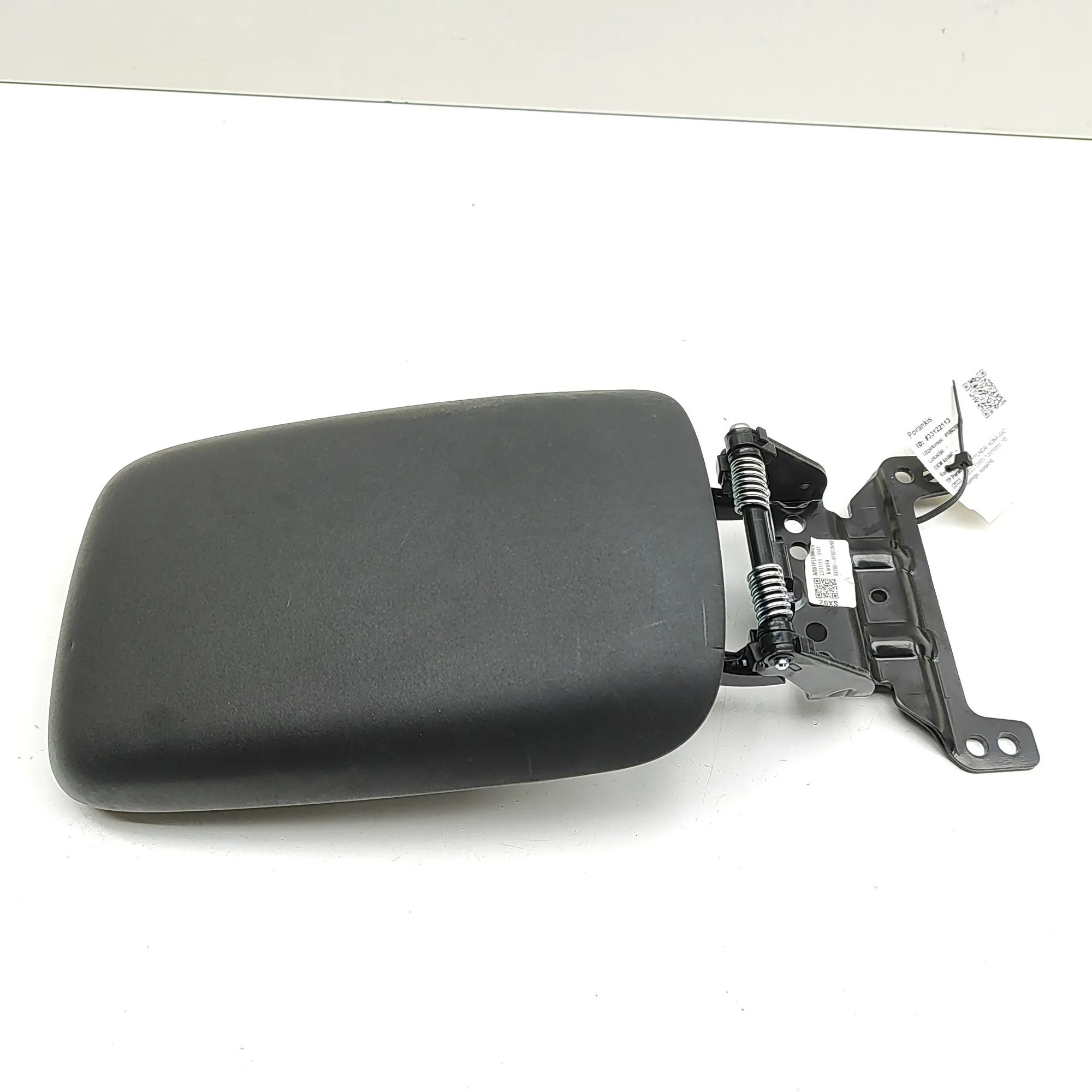 Hyundai Kona Käsinoja Armrest — HYUNDAI KONA (SX2) (2023-...) — 84660...
