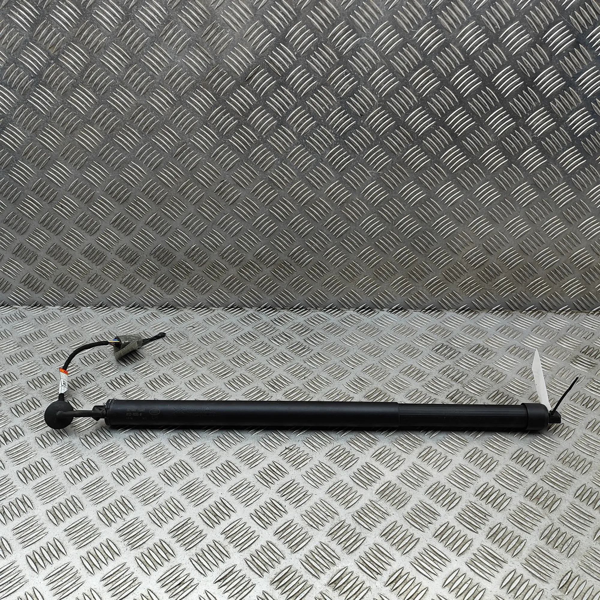 Land Rover Discovery Left Side Tailgate Gas Strut Left Side Tailgate Gas Strut — LAND ROVER DISCO...