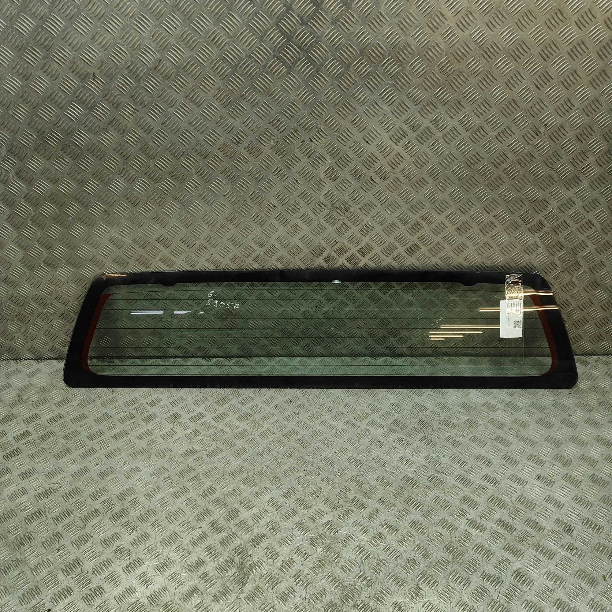 Isuzu D-Max Rear Window glass Rear window glass — ISUZU D-MAX (II TFR, TFS) (...